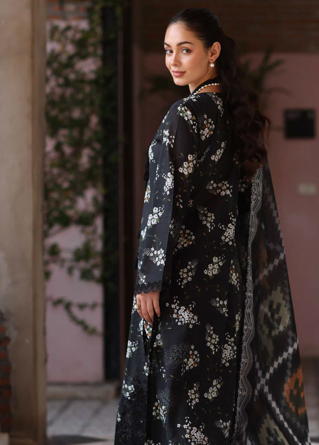 Kesariya by Riaz Arts Embroidered Lawn Suits Unstitched 3 Piece RA25KE KY-09 - Summer Collection
