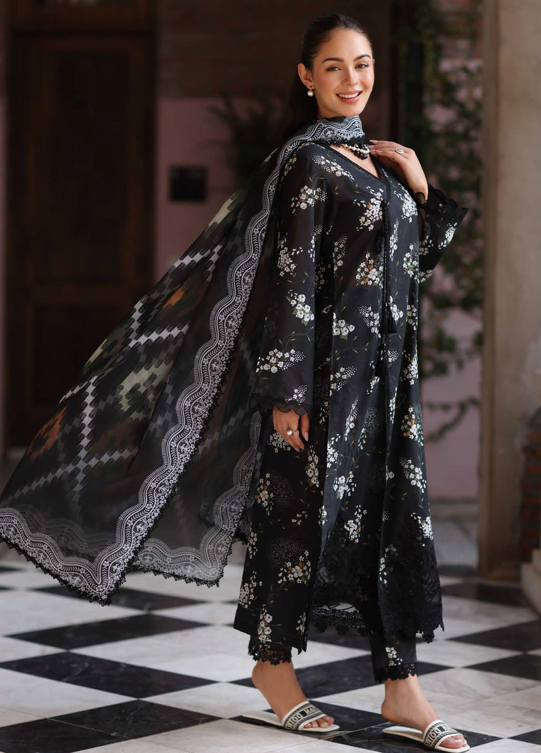 Kesariya by Riaz Arts Embroidered Lawn Suits Unstitched 3 Piece RA25KE KY-09 - Summer Collection