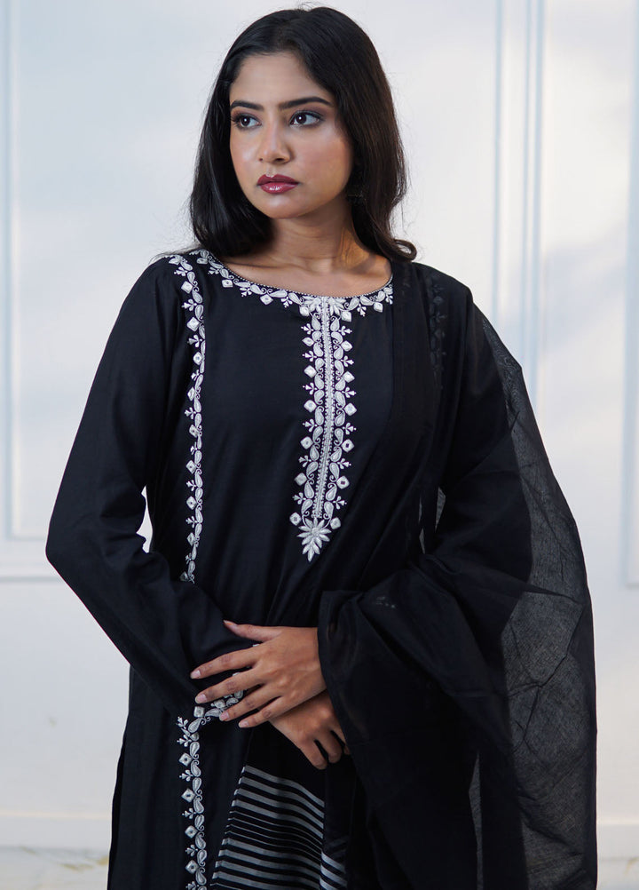 Khuwab by Kazma Pret Embroidered Cotton Lawn 3 Piece Suit Barfaab