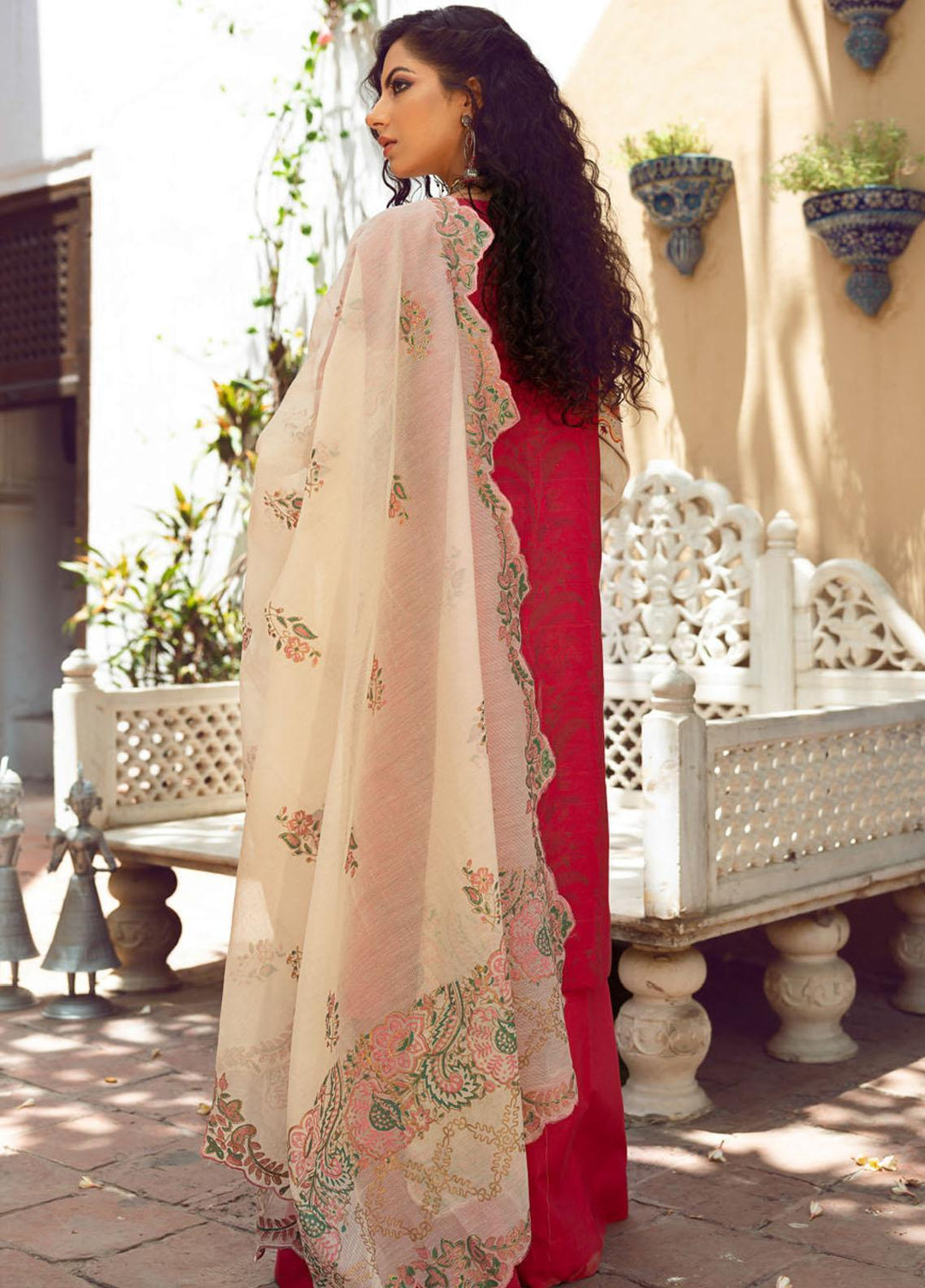 Kinaar by Shiza Hassan Embroidered Lawn Suits Unstitched 3 Piece SH21KN AFROZEH - Luxury Collection