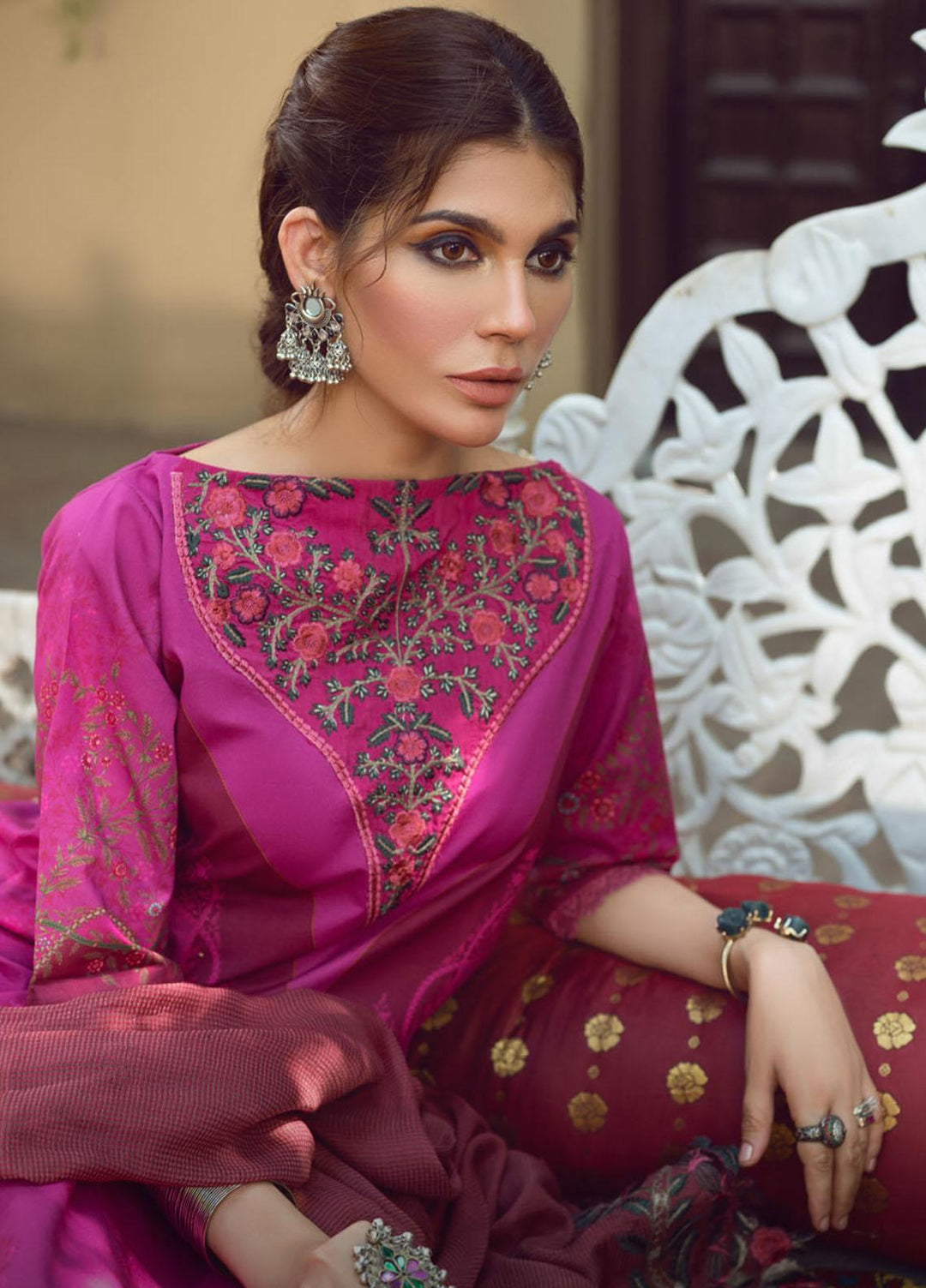 Kinaar by Shiza Hassan Embroidered Lawn Suits Unstitched 3 Piece SH21KN ALEEN - Luxury Collection