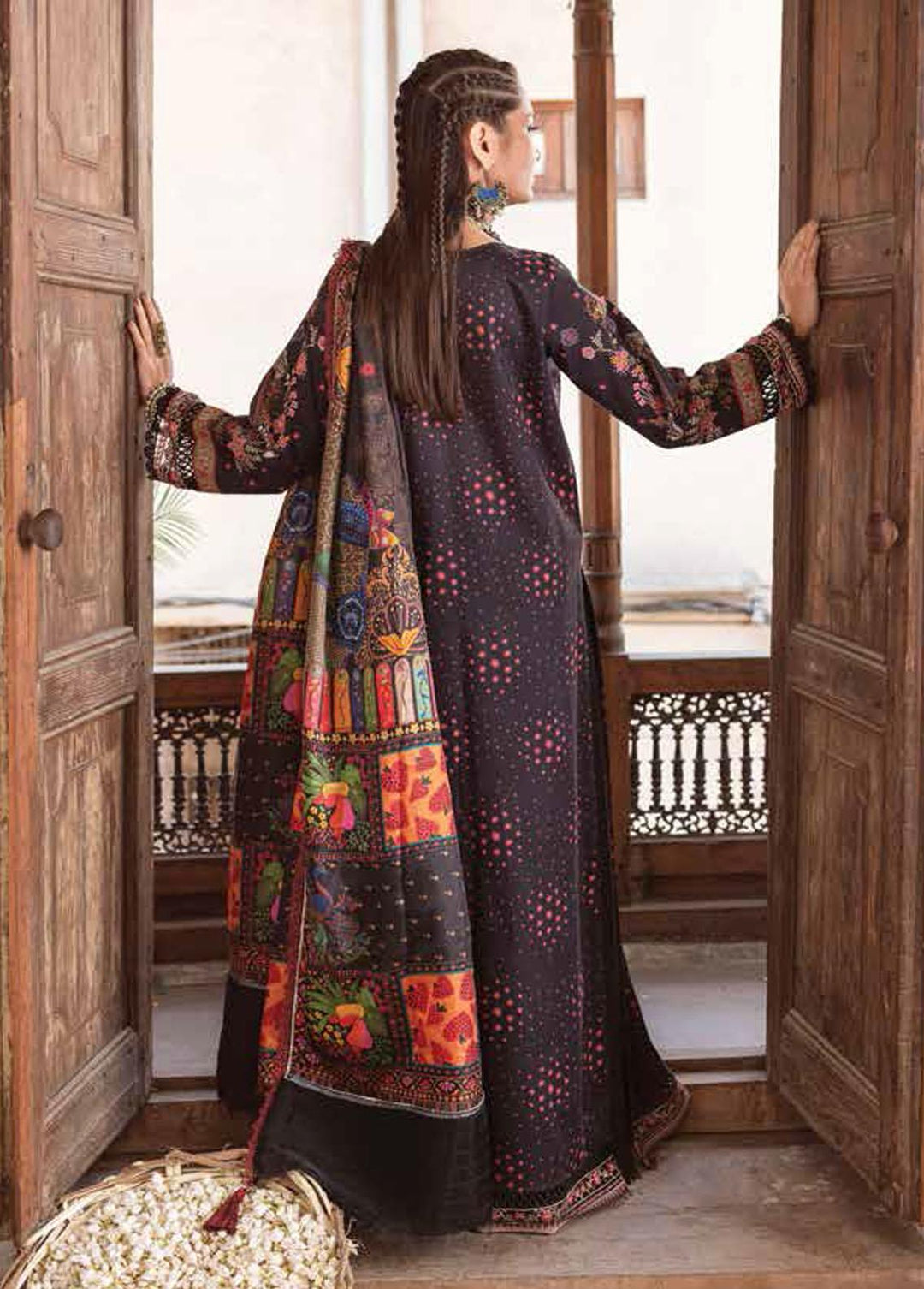 Kinaar by Shiza Hassan Embroidered Lawn Suits Unstitched 3 Piece SH23K SHZ-08 Rang Rasiya - Summer Collection