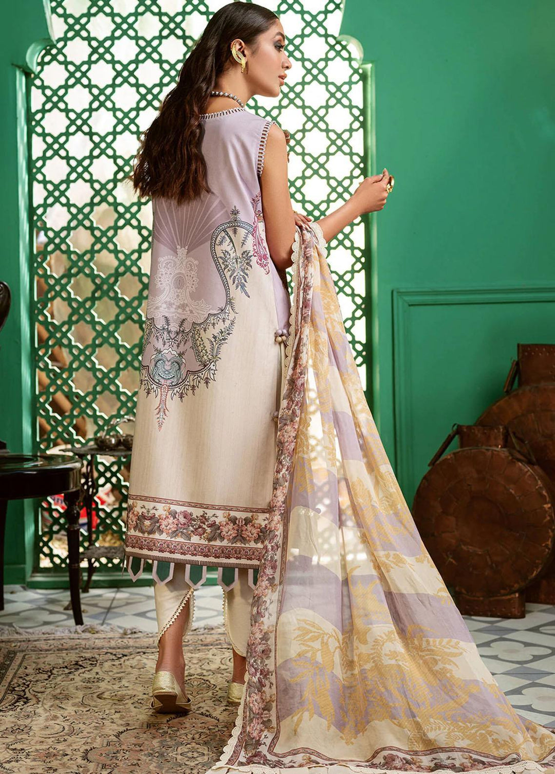Kinaar Khwaab By Shiza Hassan Embroidered Lawn Suits Unstitched 3 Piece SH22KK KH-09 Meela - Spring / Summer Collection