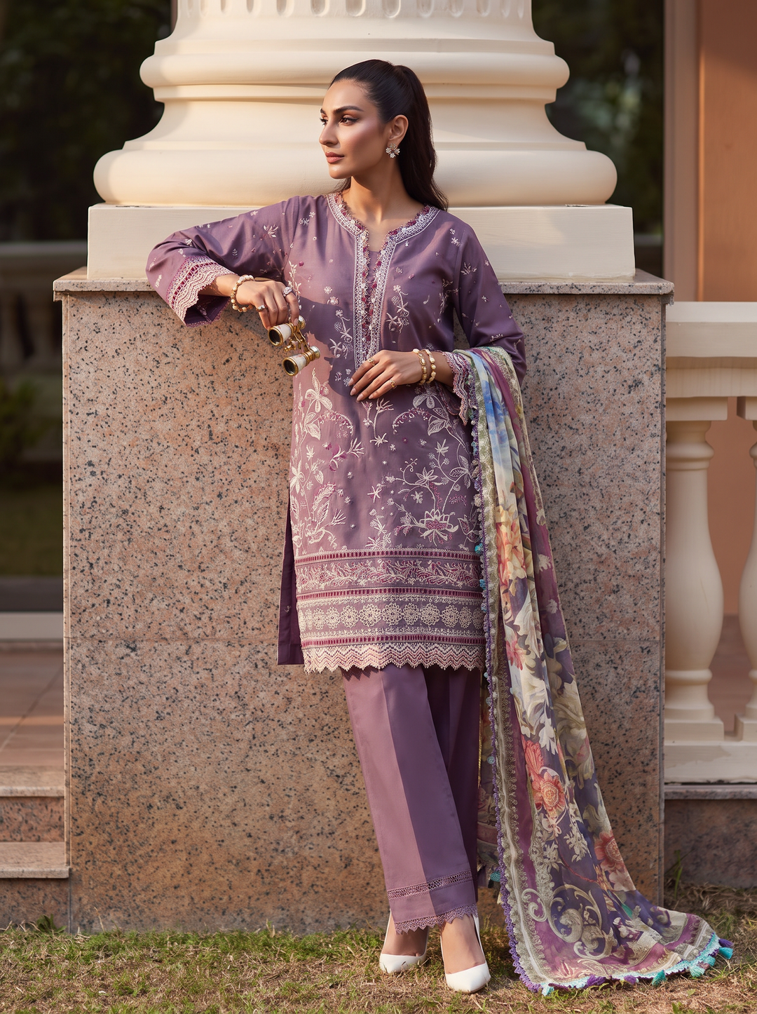 La Elise Women RTW Embroidered Lawn 3 Piece Suit P000278 Nahl - Casual Collection