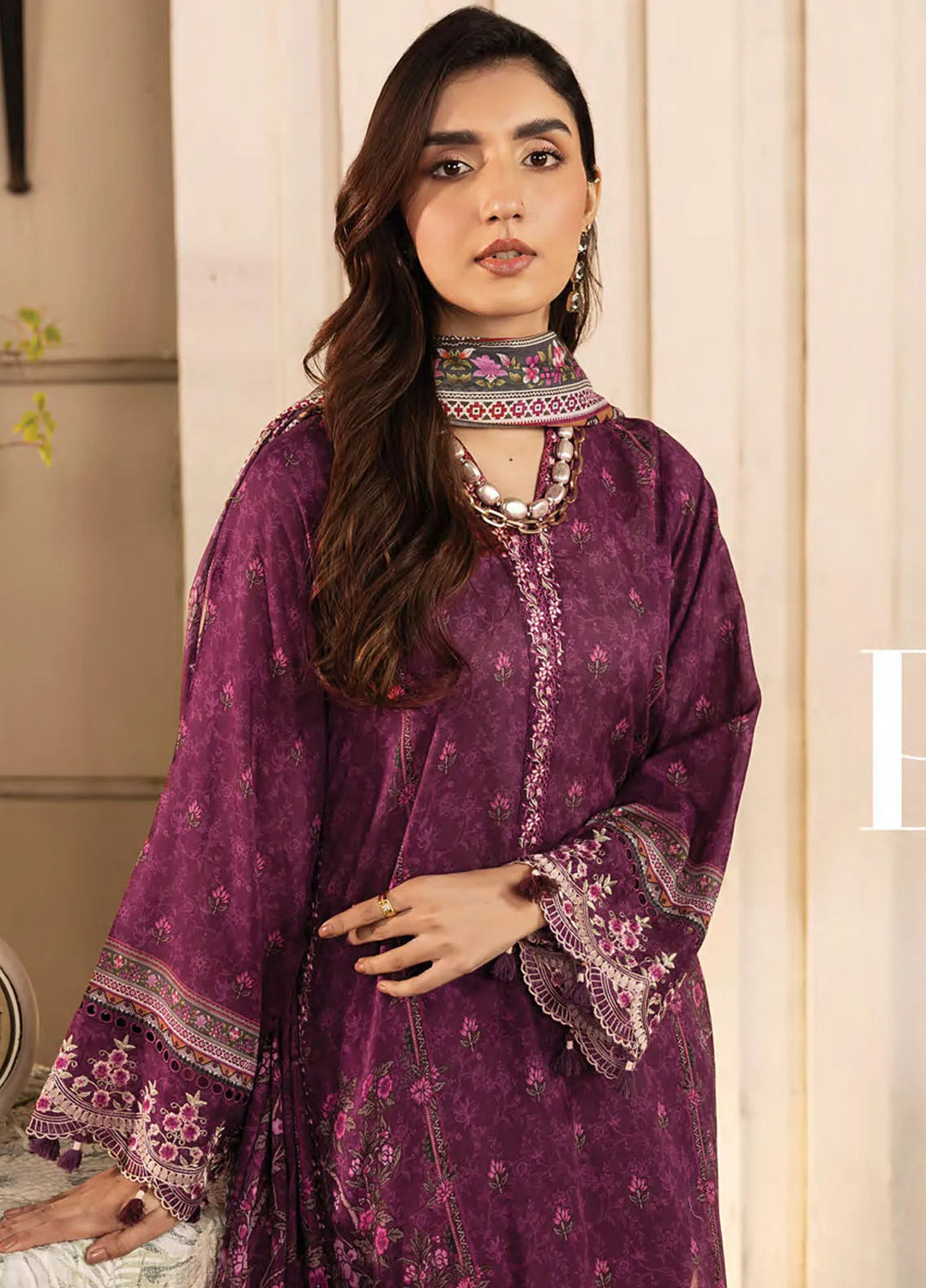 Komal by Lakhany Printed Lawn Suit Unstitched 3 Piece LSM25K LG-AR-0133 - Summer Collection
