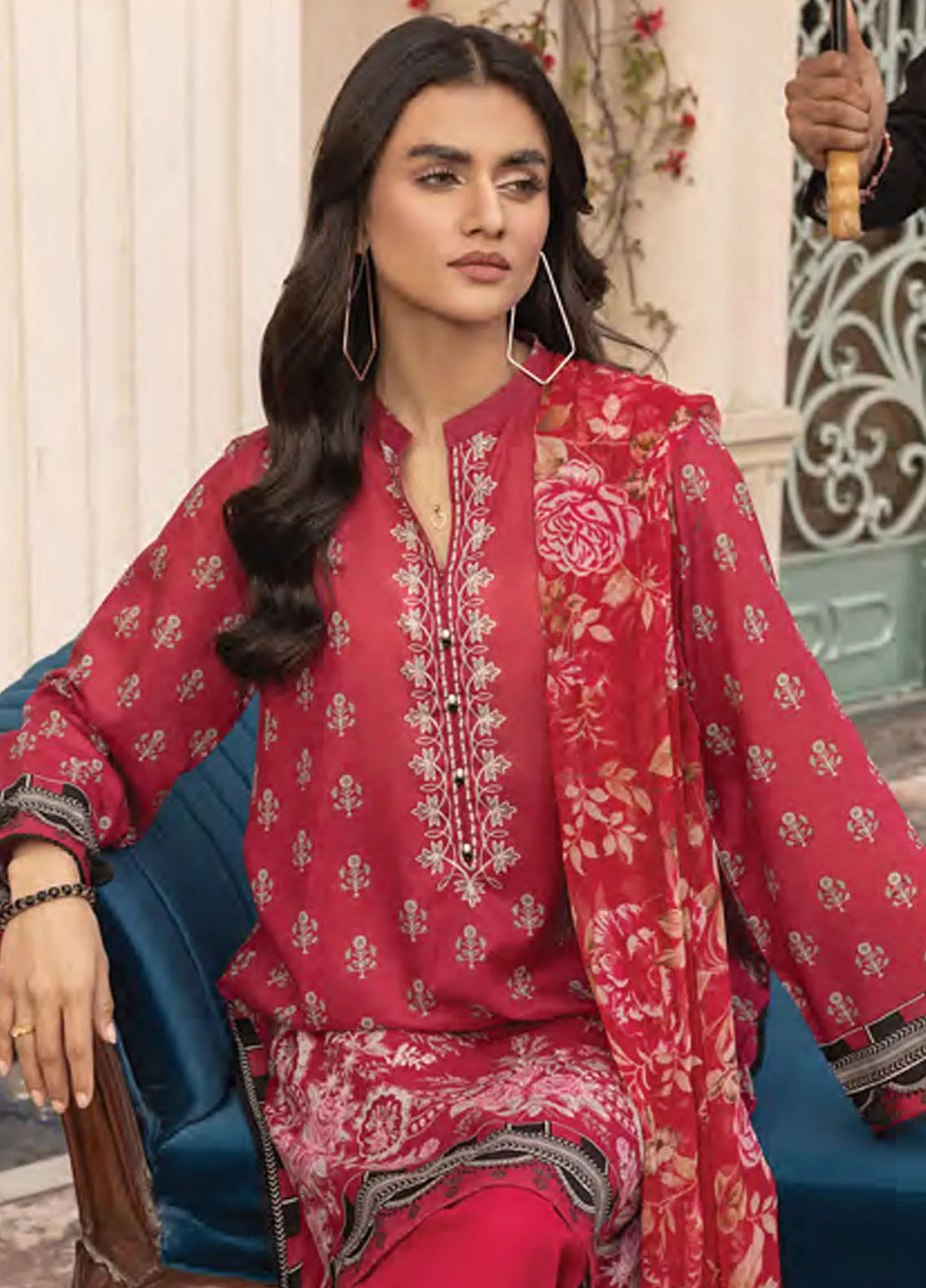 Komal by Lakhany Printed Lawn Suit Unstitched 3 Piece LSM25K LG-MM-0304 - Summer Collection