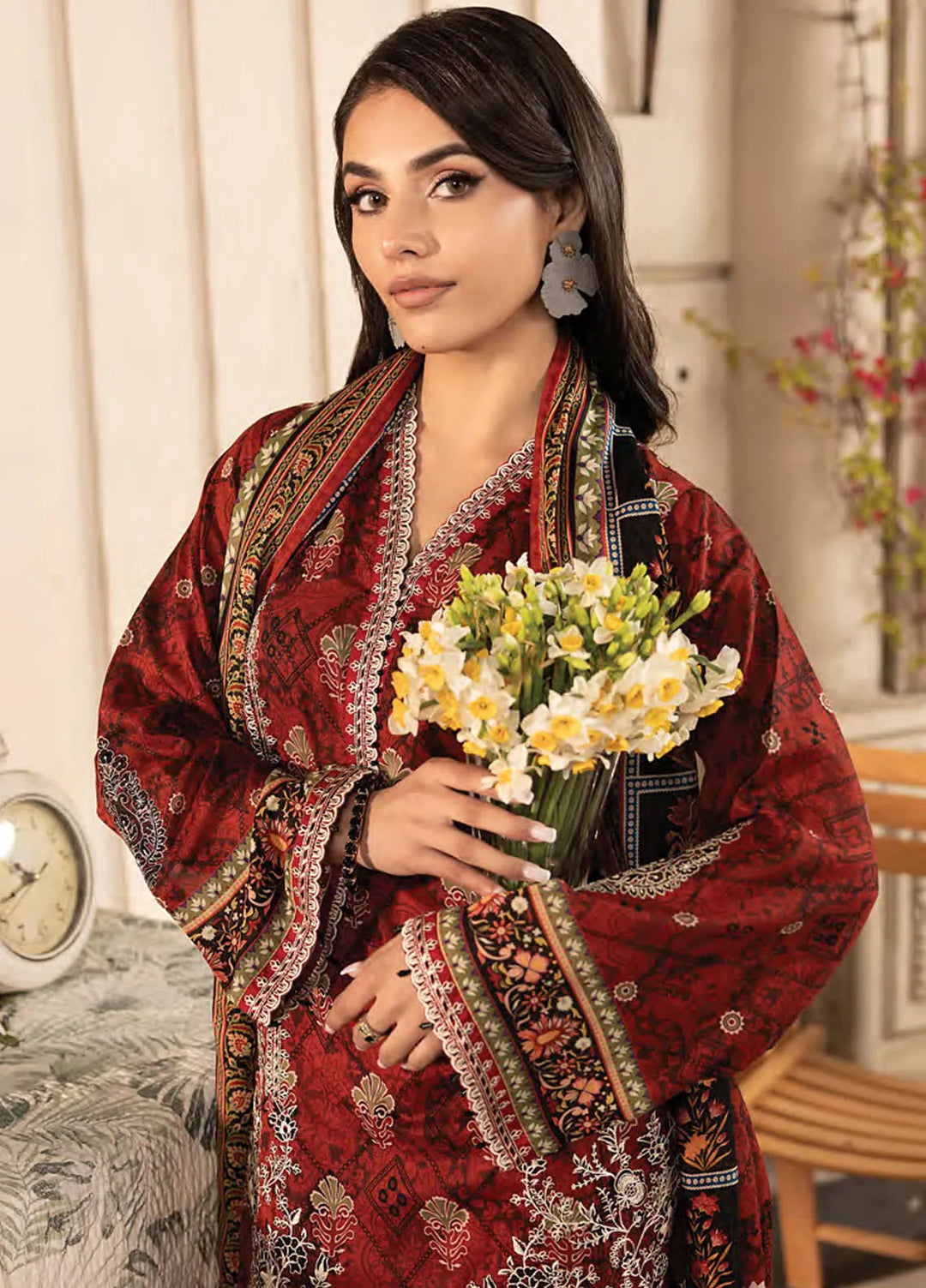 Komal by Lakhany Printed Lawn Suit Unstitched 3 Piece LSM25K LG-RL-0182 - Summer Collection