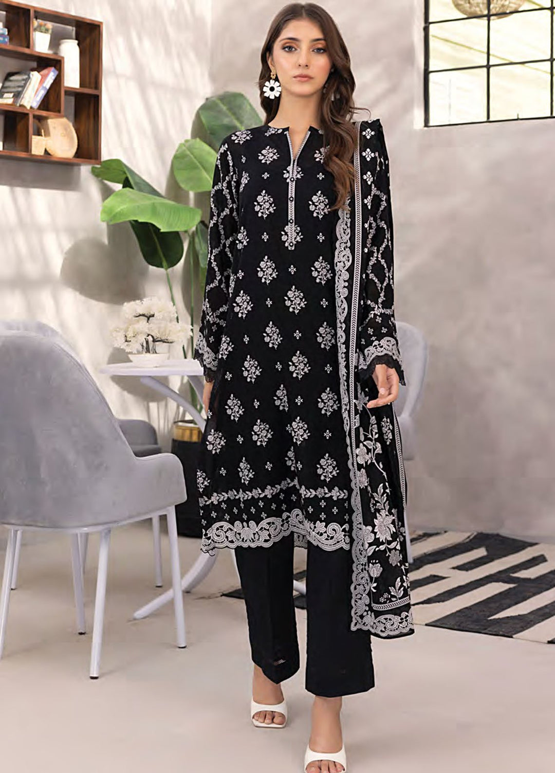 Komal by Lakhany Printed Lawn Suits Unstitched 3 Piece LSM25KM LG-RL-0236 - Summer Collection