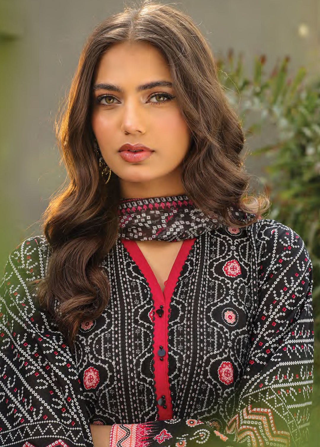 Komal Prints By Lakhany Printed Lawn Suits Unstitched 3 Piece LSM24KP LG-RL-0002-A - Summer Collection