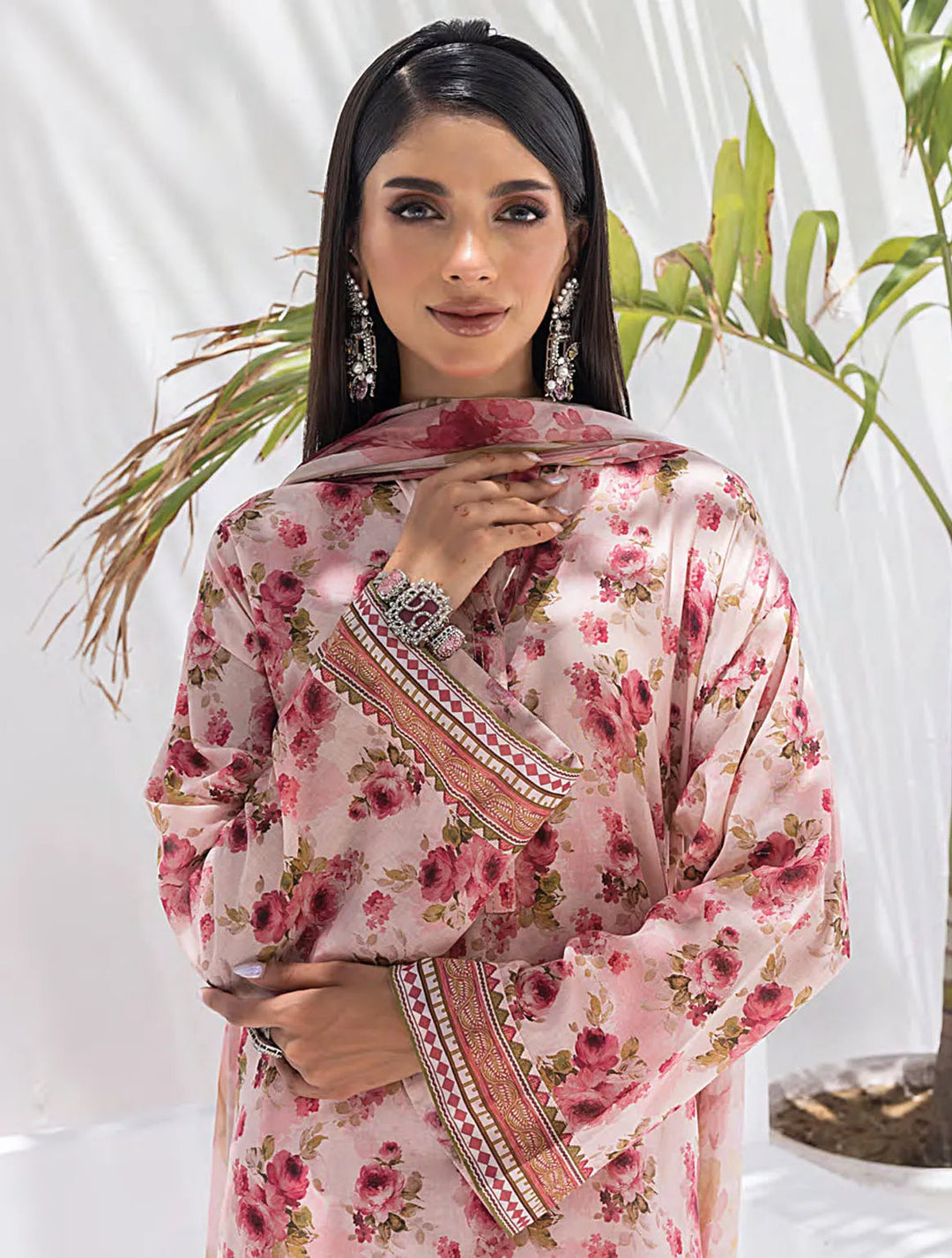 Komal Signature Prints By Lakhany Printed Lawn Suit Unstitched 3 Piece LSM24KS LG-MM-0103 - Summer Collection
