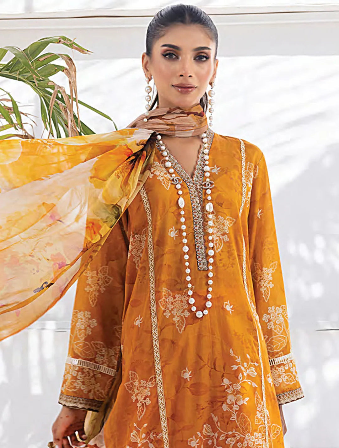 Komal Signature Prints By Lakhany Printed Lawn Suit Unstitched 3 Piece LSM24KS LG-MM-0108 - Summer Collection