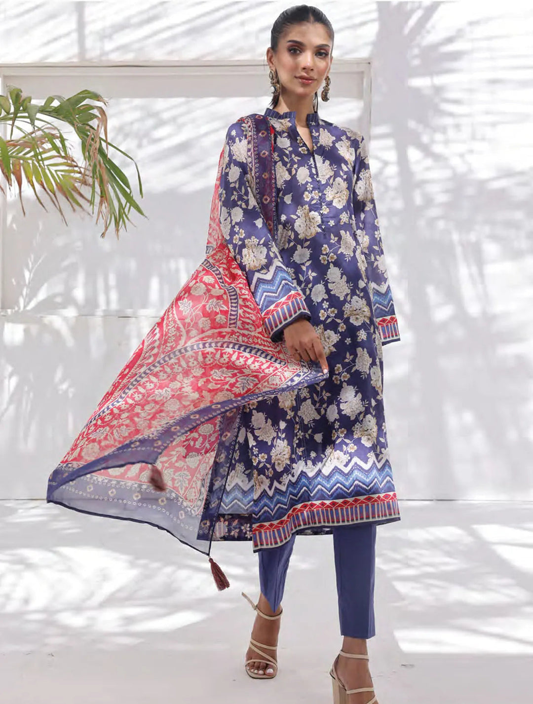 Komal Signature Prints By Lakhany Printed Lawn Suit Unstitched 3 Piece LSM24KS LG-MM-0109 - Summer Collection