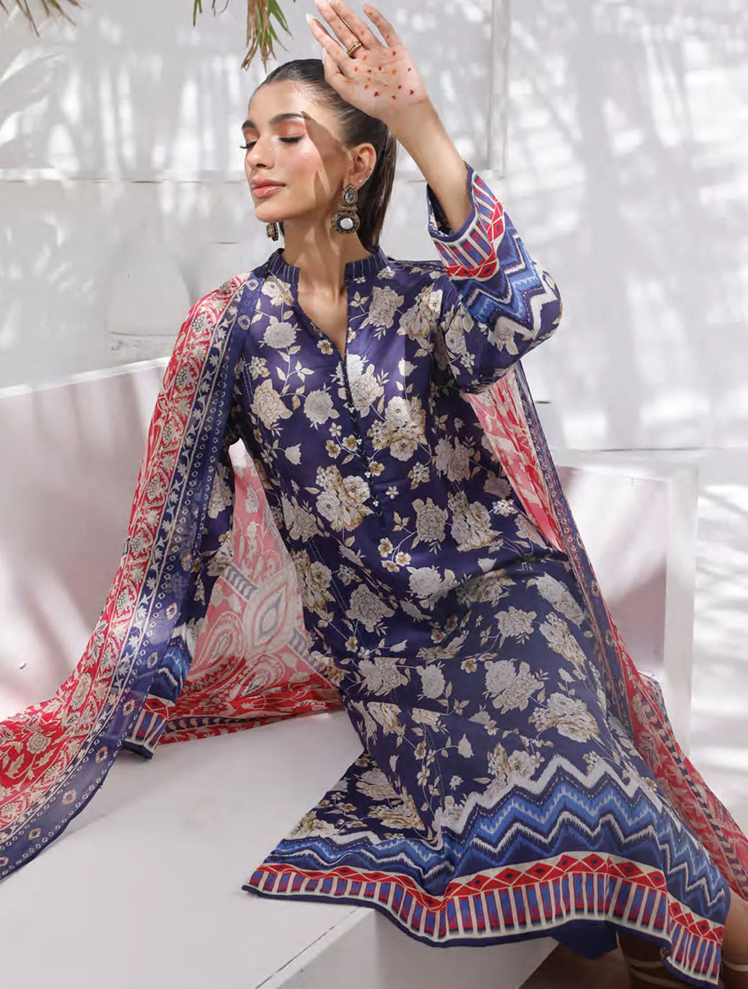 Komal Signature Prints By Lakhany Printed Lawn Suit Unstitched 3 Piece LSM24KS LG-MM-0109 - Summer Collection