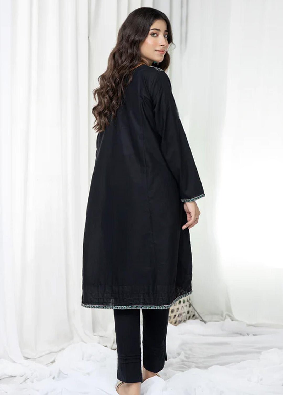 Kross Kulture Pret  Lawn 2 Piece Suit KEB-22109 Black