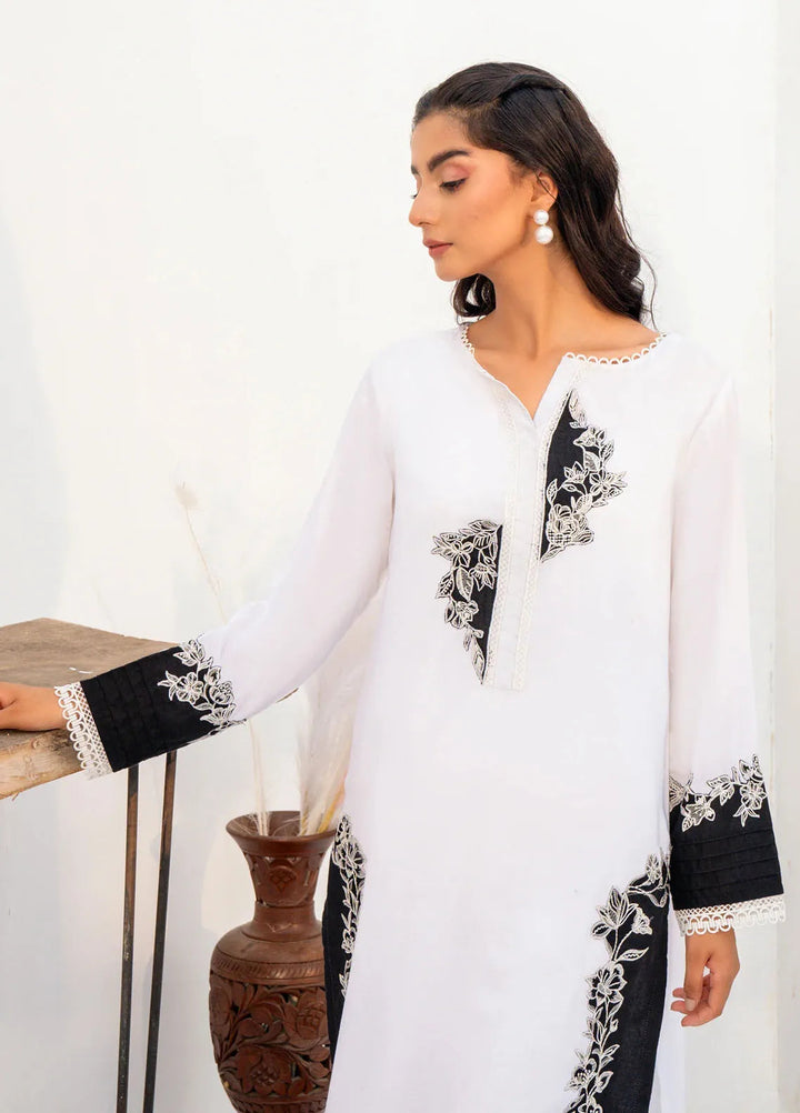 Kross Kulture Pret Casual Lawn 2 Piece Suit Takhleeq KE-01000