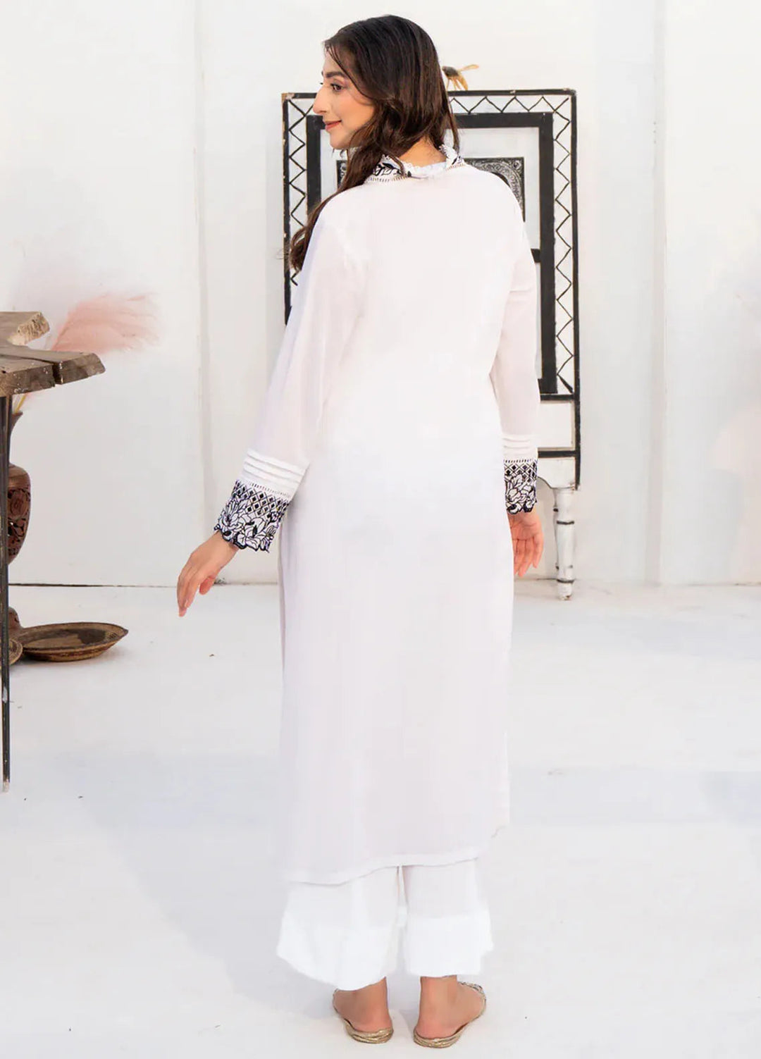 Kross Kulture Pret Embroidered Lawn 2 Piece Suit Araish KGL-00997