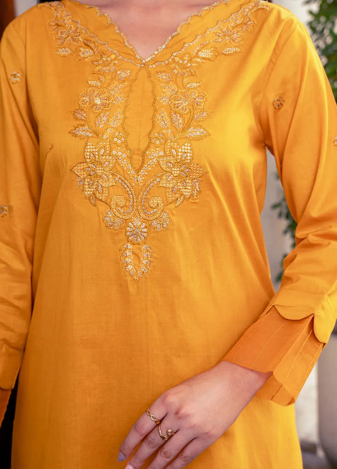 Kross Kulture Pret Embroidered Lawn 2 Piece Suit Bazm KE-00833