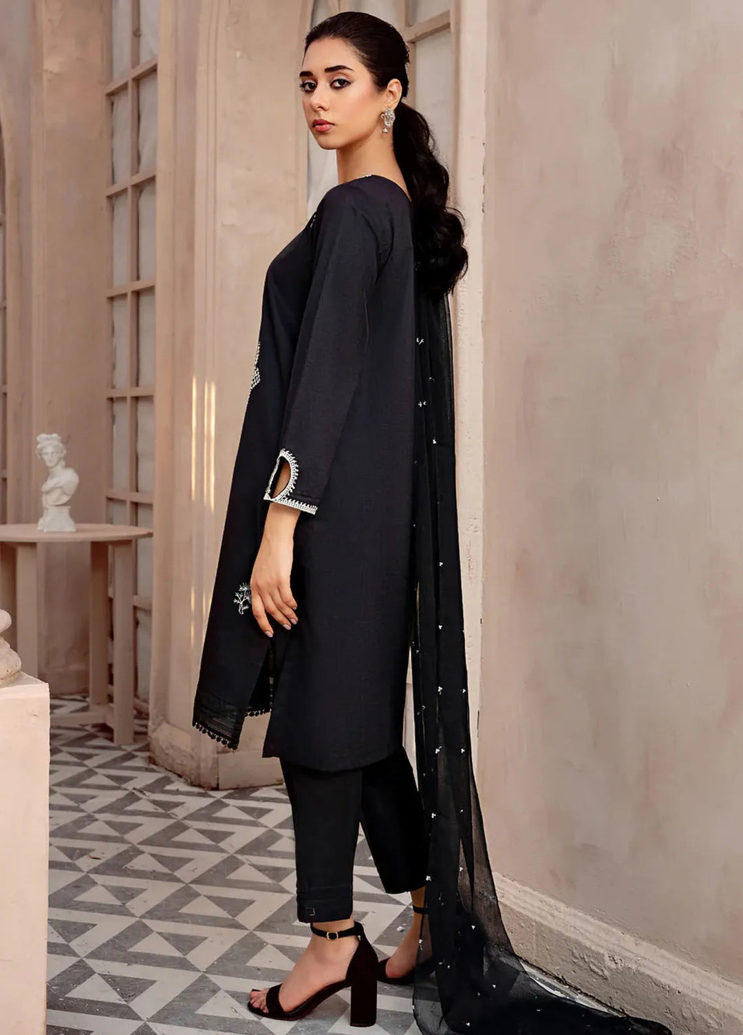 Kross Kulture Pret Embroidered Lawn 3 Piece Suit Azlin KE-00674