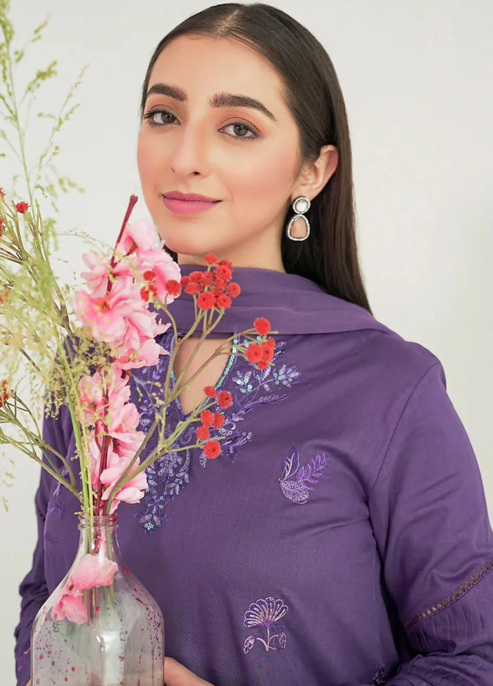 Kross Kulture Pret Embroidered Lawn 3 Piece Suit Zoya KE-00722