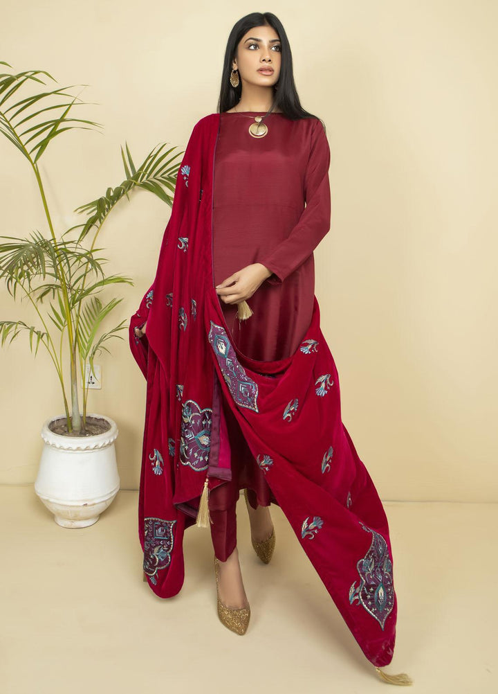 Kross Kulture Embroidered Velvet  Shawl KK21SBS KSH-21004 - Velvet Shawls