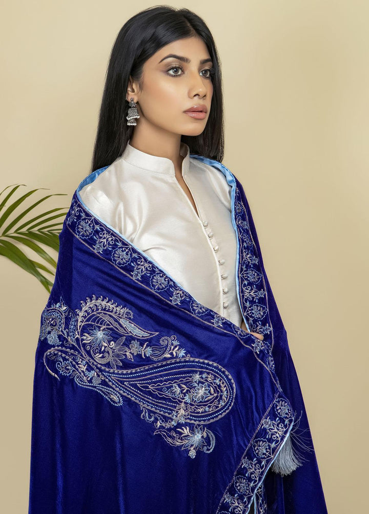 Kross Kulture Embroidered Velvet  Shawl KK21SBS KSH-21007 - Velvet Shawls