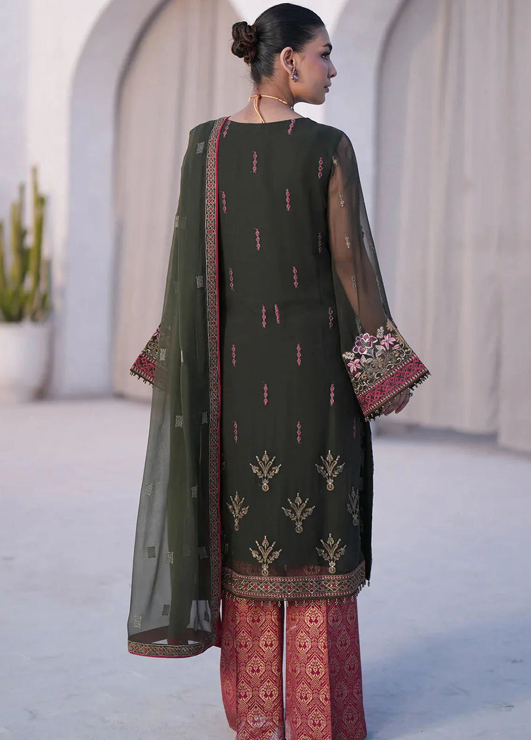 Kuch Khas By Flossie Embroidered Chiffon Suit Unstitched 3 Piece FL24K K-1504 Raha - Luxury Collection