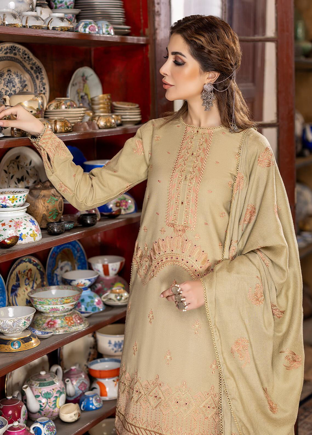 Laadli by Humdum Embroidered Woolen Suits Unstitched 3 Piece HD22L D-07 - Winter Collection