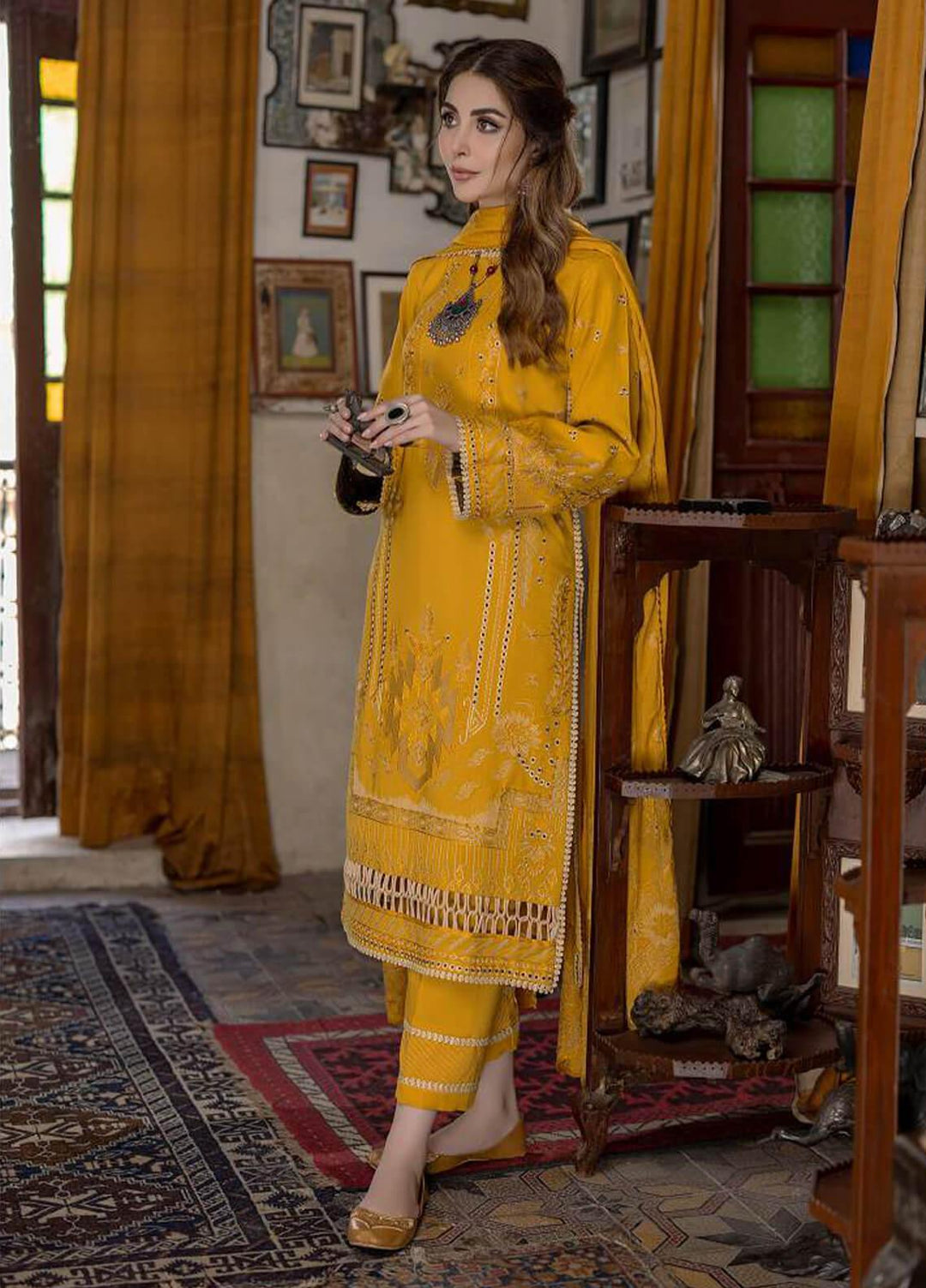 Laadli by Humdum Embroidered Woolen Suits Unstitched 3 Piece HD22L D-08 - Winter Collection