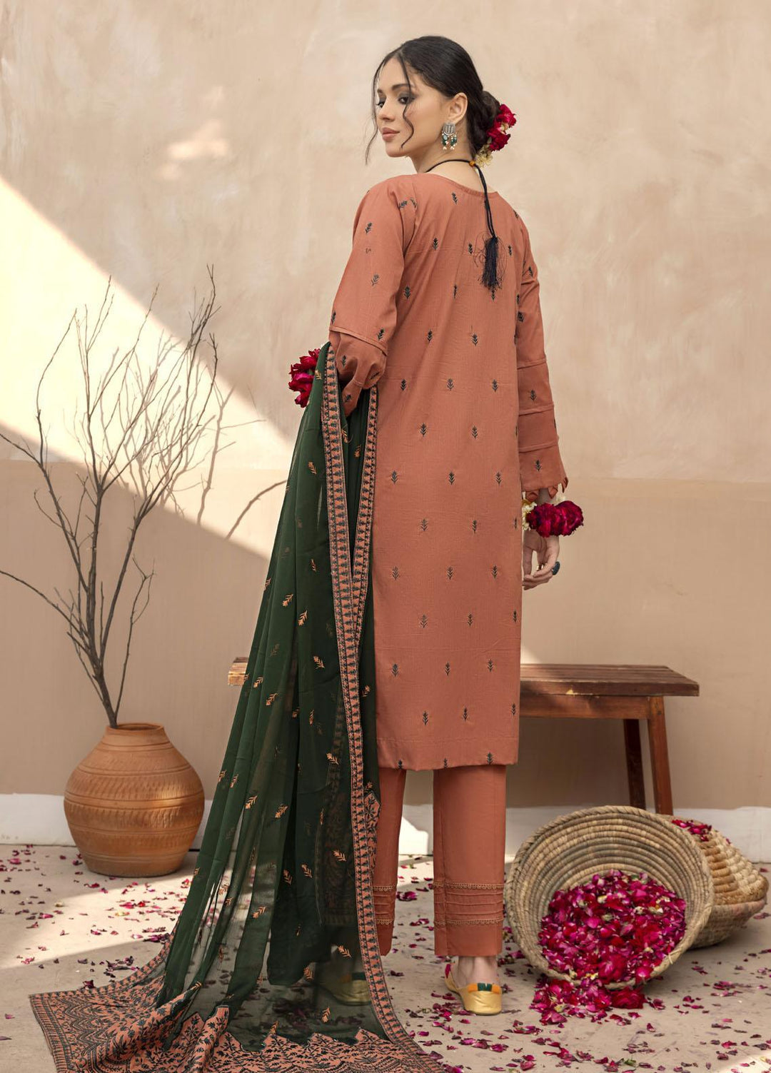 Laadli By Humdum Embroidered Lawn Suits Unstitched 3 Piece HD23L D-09 - Summer Collection
