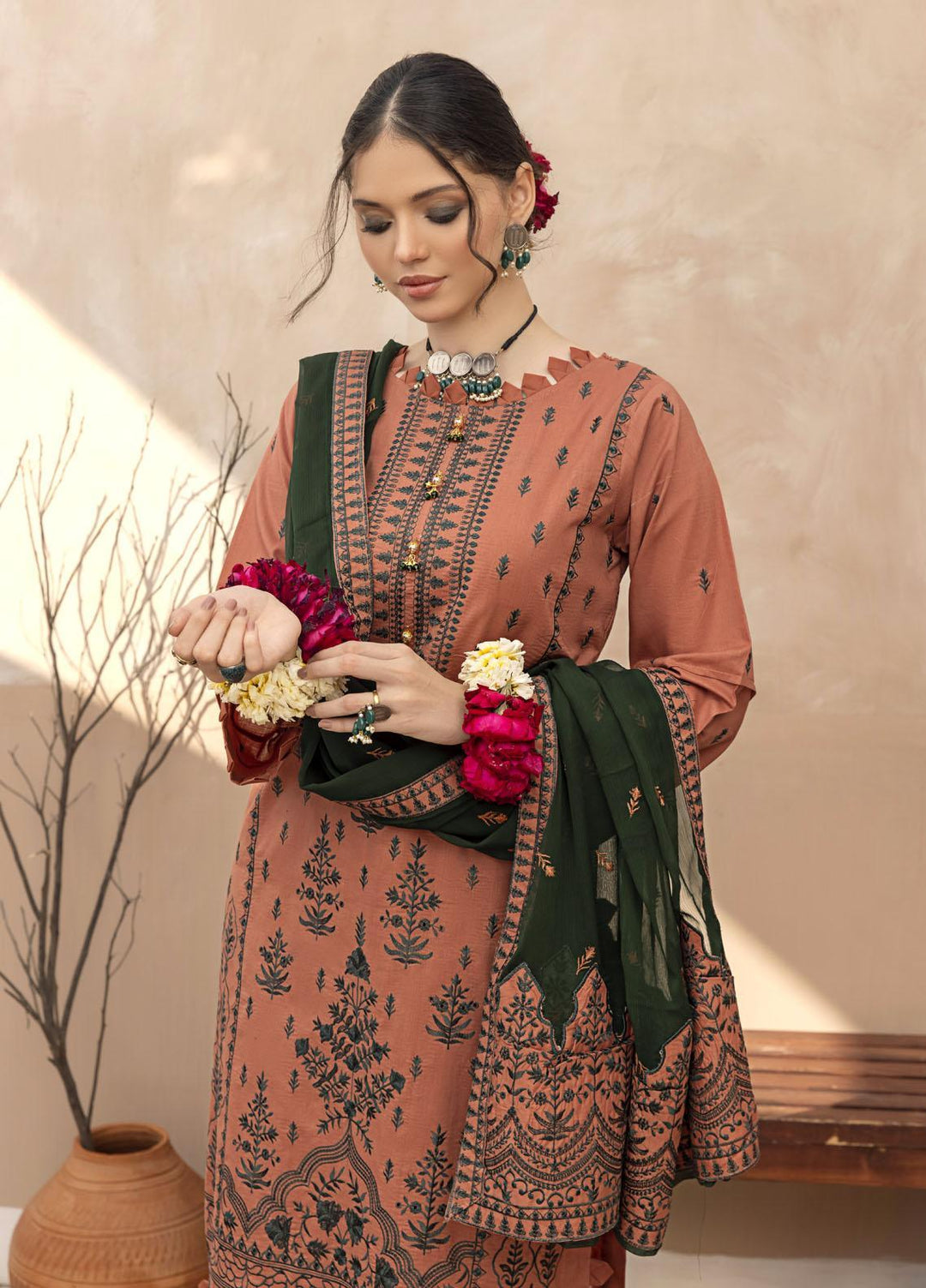 Laadli By Humdum Embroidered Lawn Suits Unstitched 3 Piece HD23L D-09 - Summer Collection