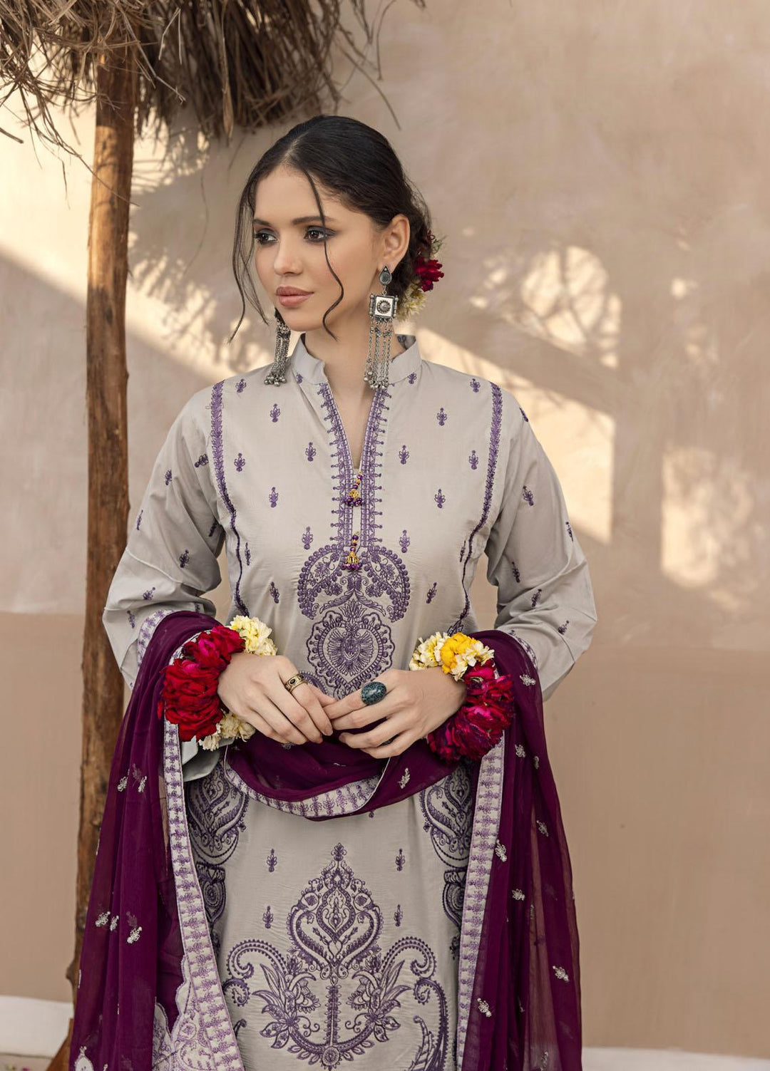 Laadli By Humdum Embroidered Lawn Suits Unstitched 3 Piece HD23L D-10 - Summer Collection