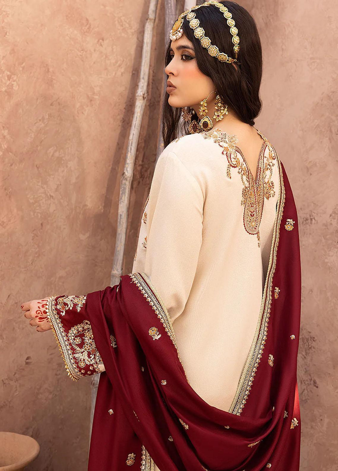 Laal By Bin Ilyas Embroidered Karandi Suits Unstitched 3 Piece BI23L 1517-B - Winter Collection