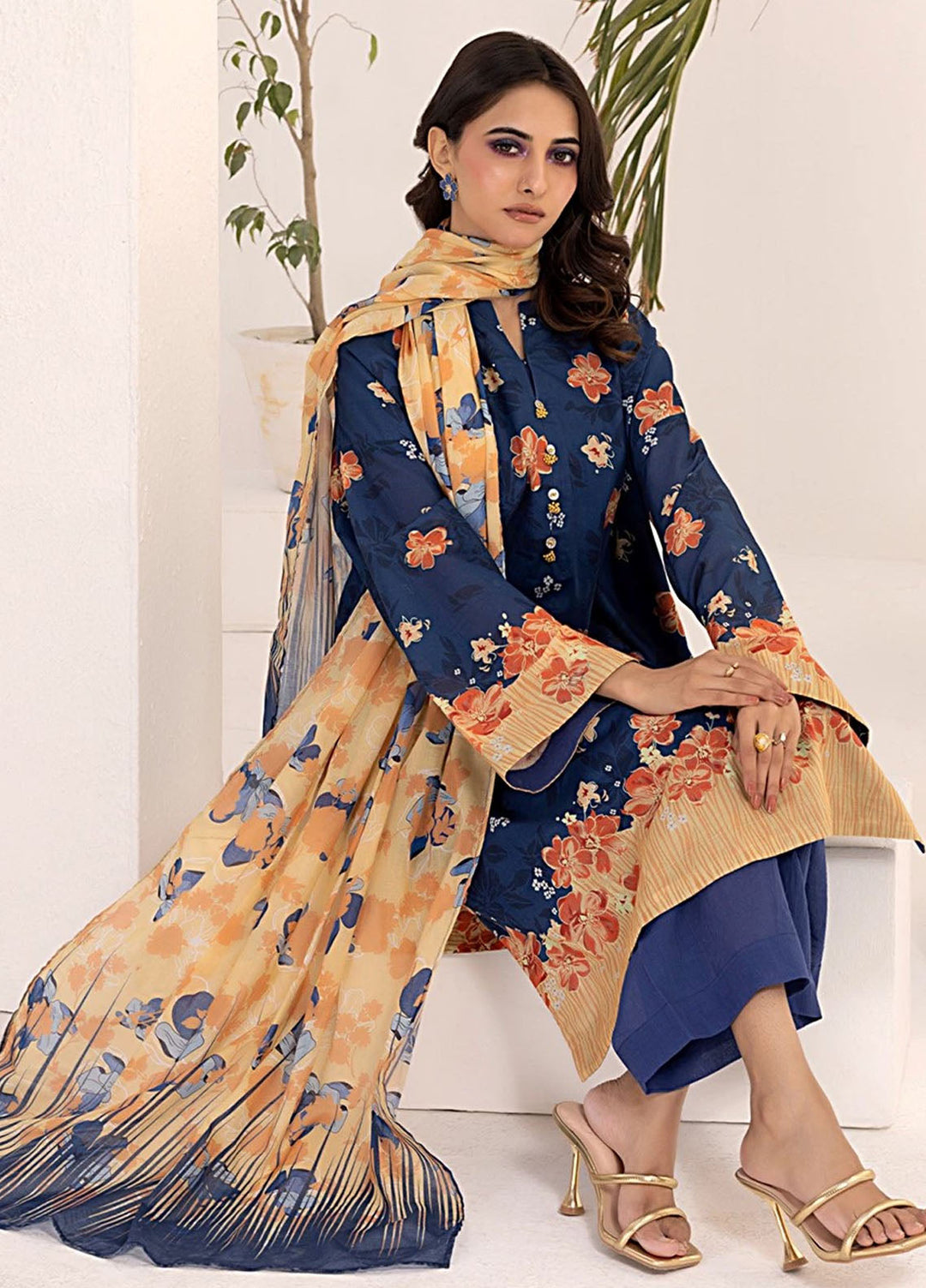 Laira by Salitex Printed Lawn Suits Unstitched 3 Piece SSW6U3P242UT - Summer Collection
