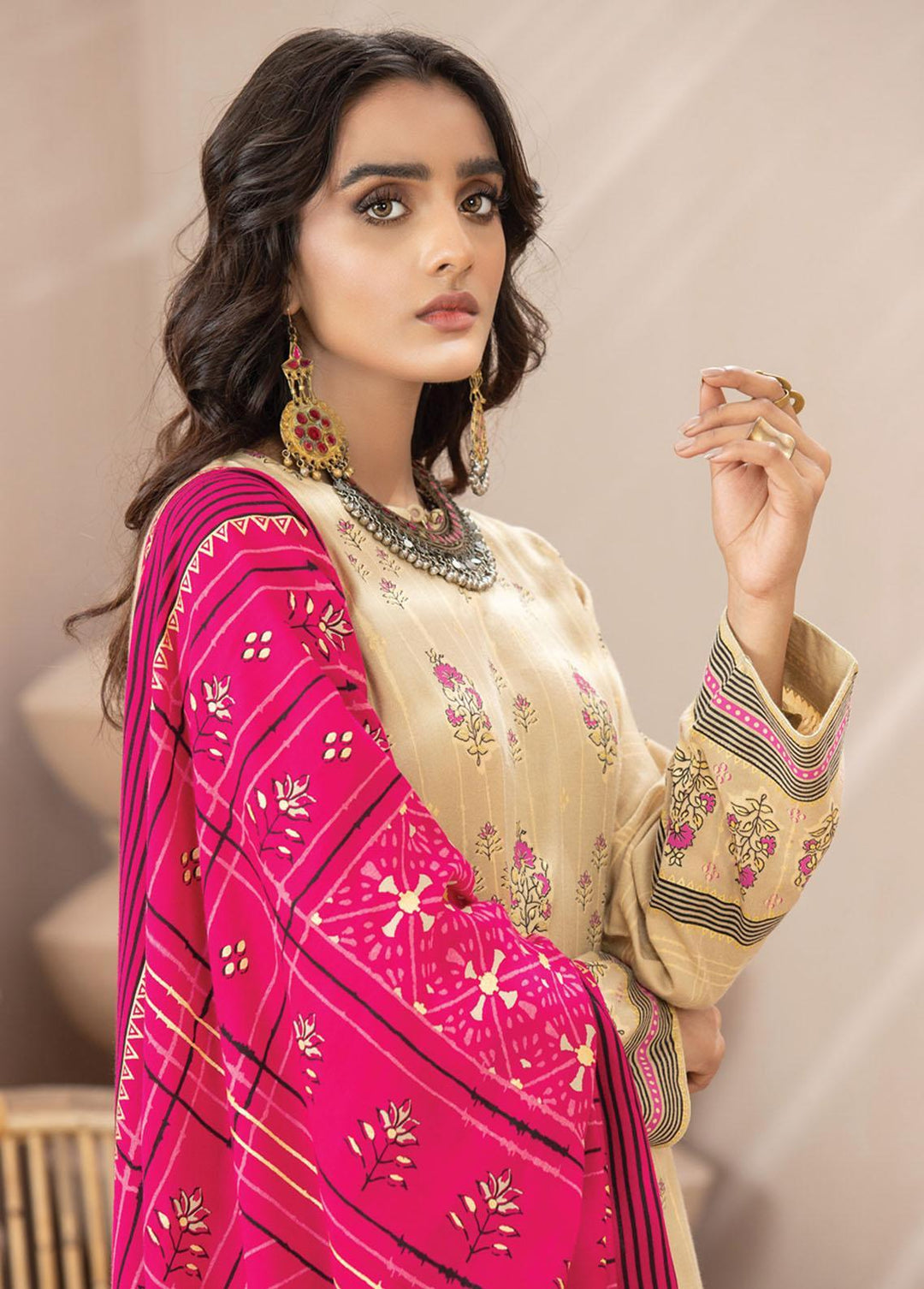 Lakhany Printed Cashmere Wool Suits Unstitched 3 Piece LSM21CG CGC-4012 - Winter Collection