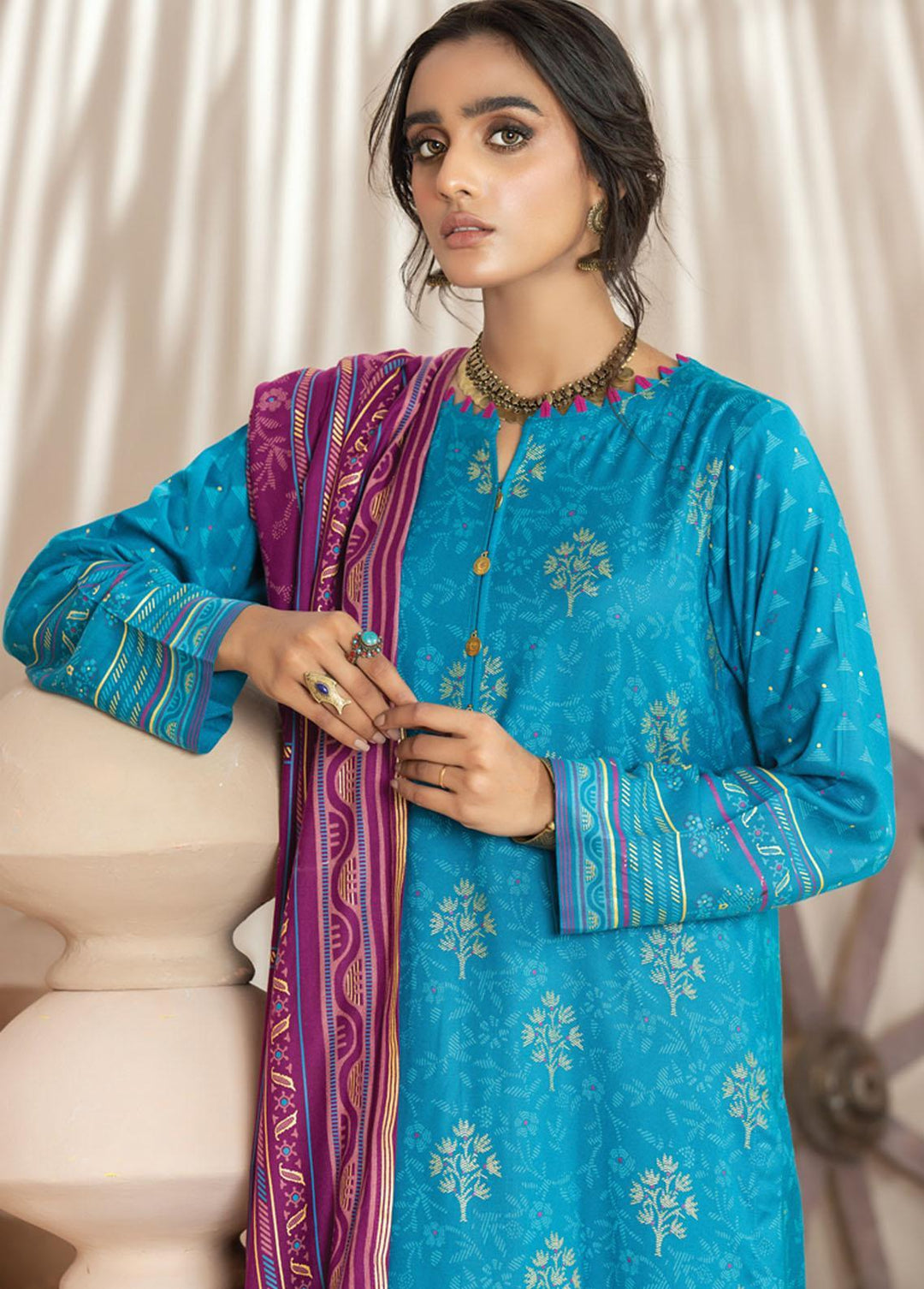 Lakhany Printed Cashmere Wool Suits Unstitched 3 Piece LSM21CG CGC-4016 - Winter Collection