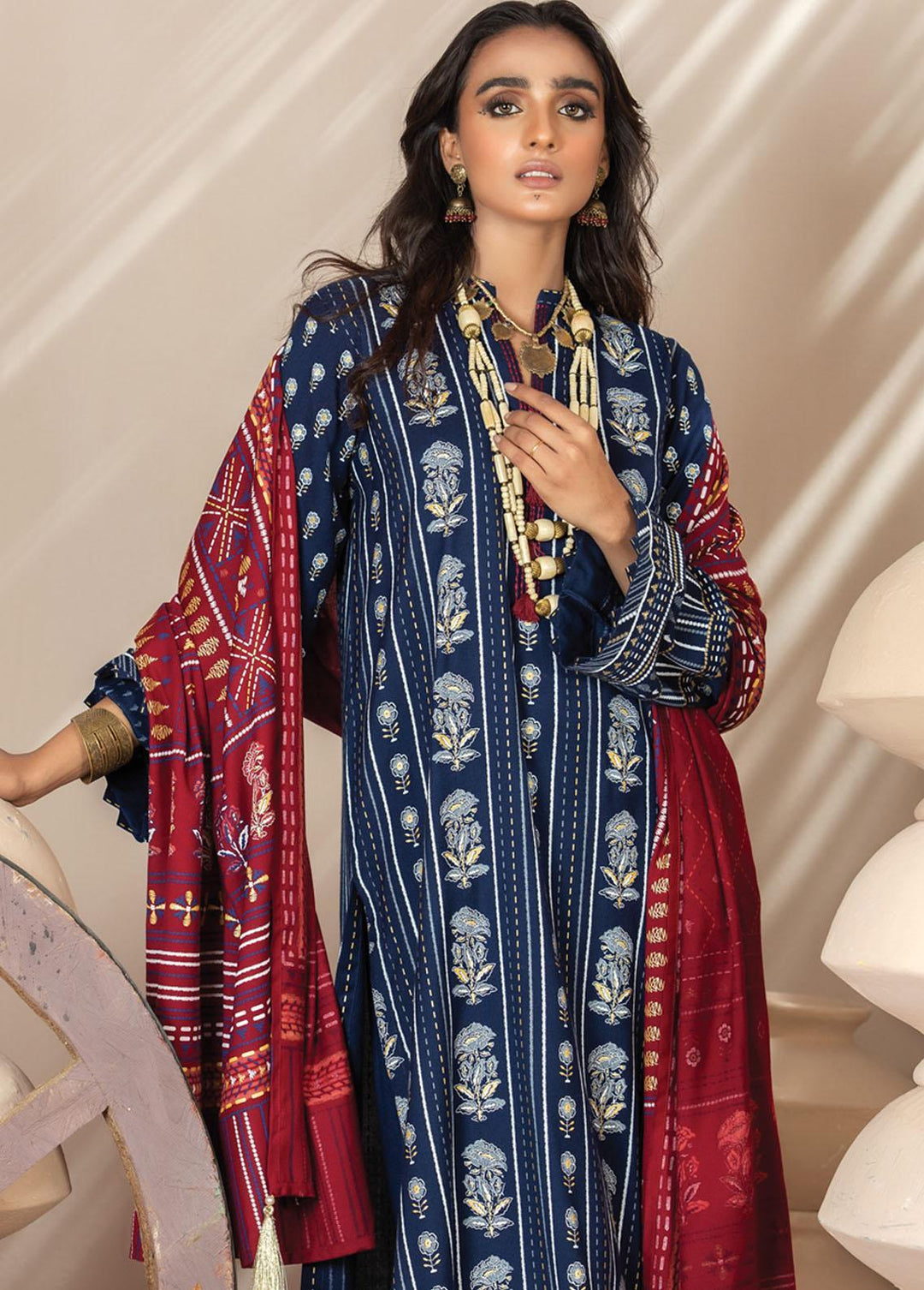 Lakhany Printed Cashmere Wool Suits Unstitched 3 Piece LSM21CG CGC-4020 - Winter Collection