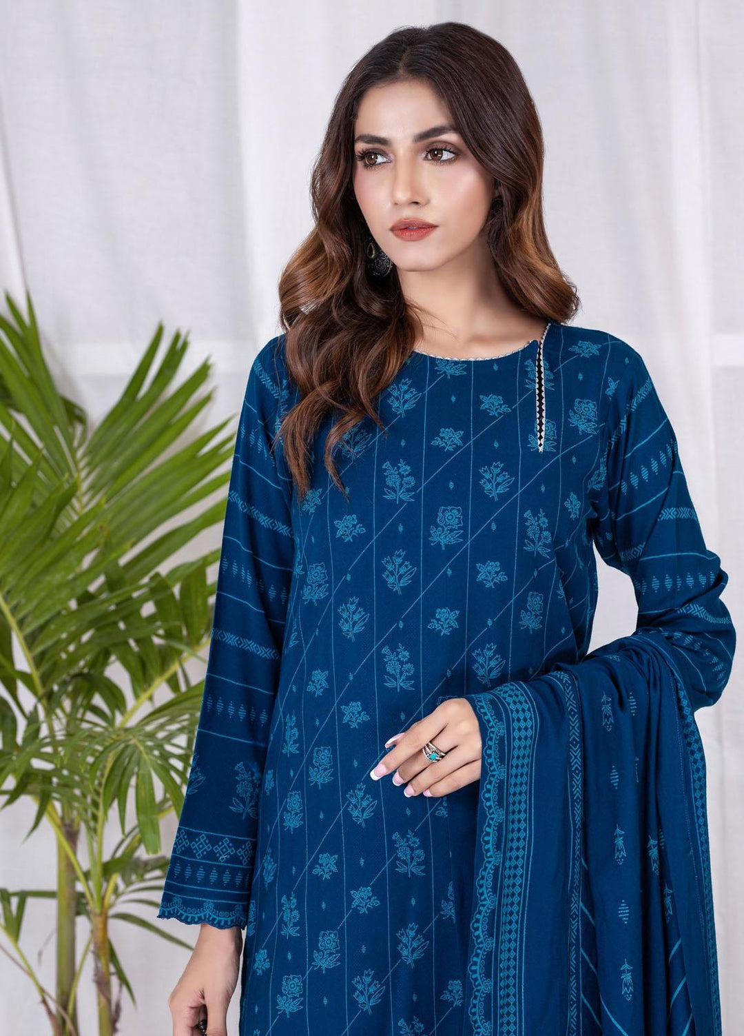 Lakhany Printed Cashmi Vool Suits Unstitched 3 Piece LSM21CV CVC-1014-A - Winter Collection
