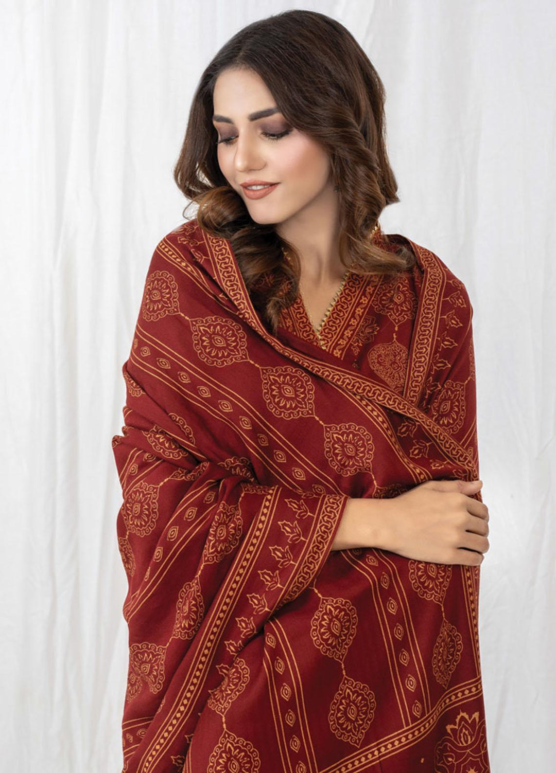 Lakhany Printed Cashmi Vool Suits Unstitched 3 Piece LSM21CV-2 CVC-1021-A - Winter Collection