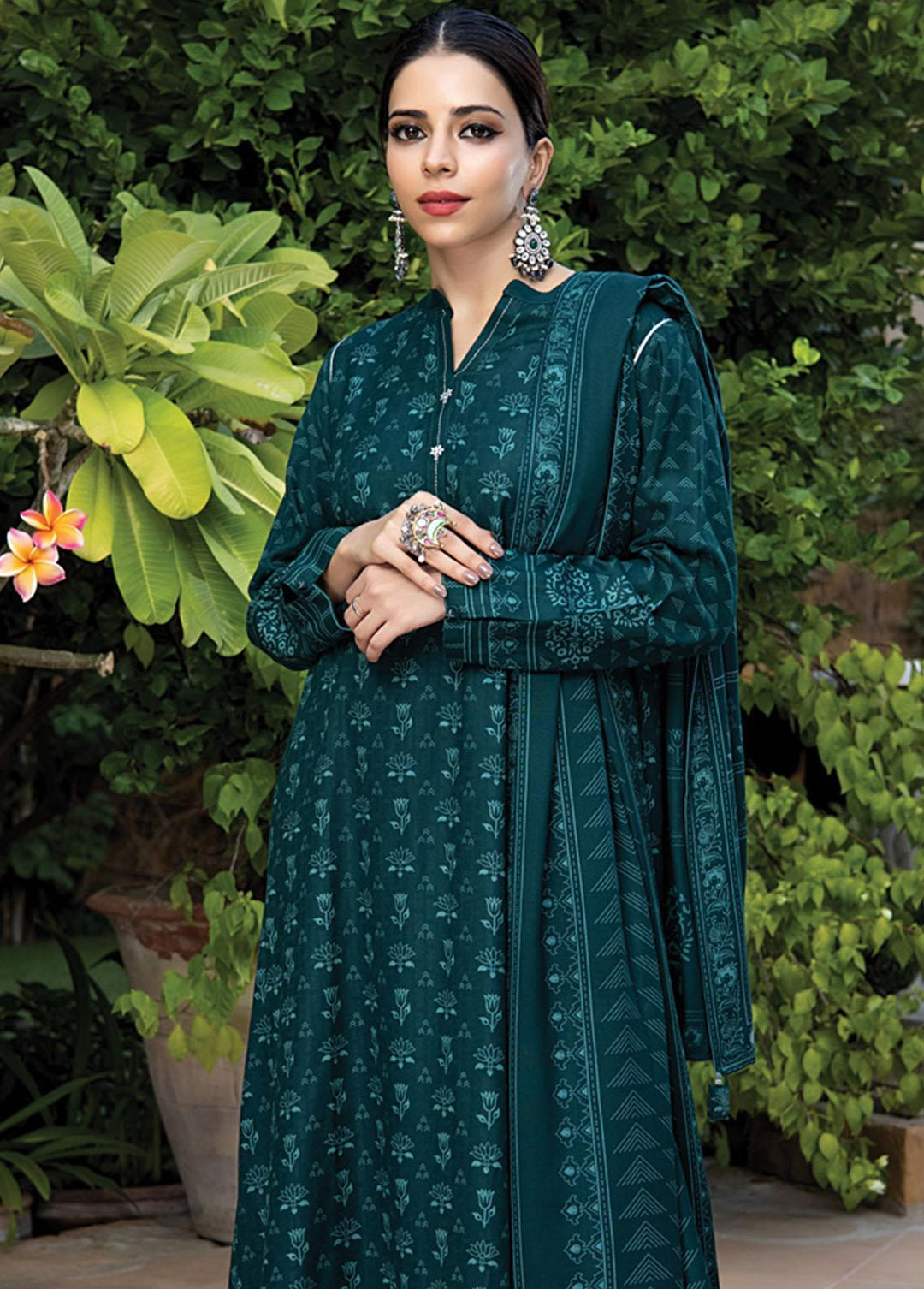 Lakhany Printed Woven Suits Unstitched 3 Piece LSM22-CV2 CVC-1013-B - Winter Collection