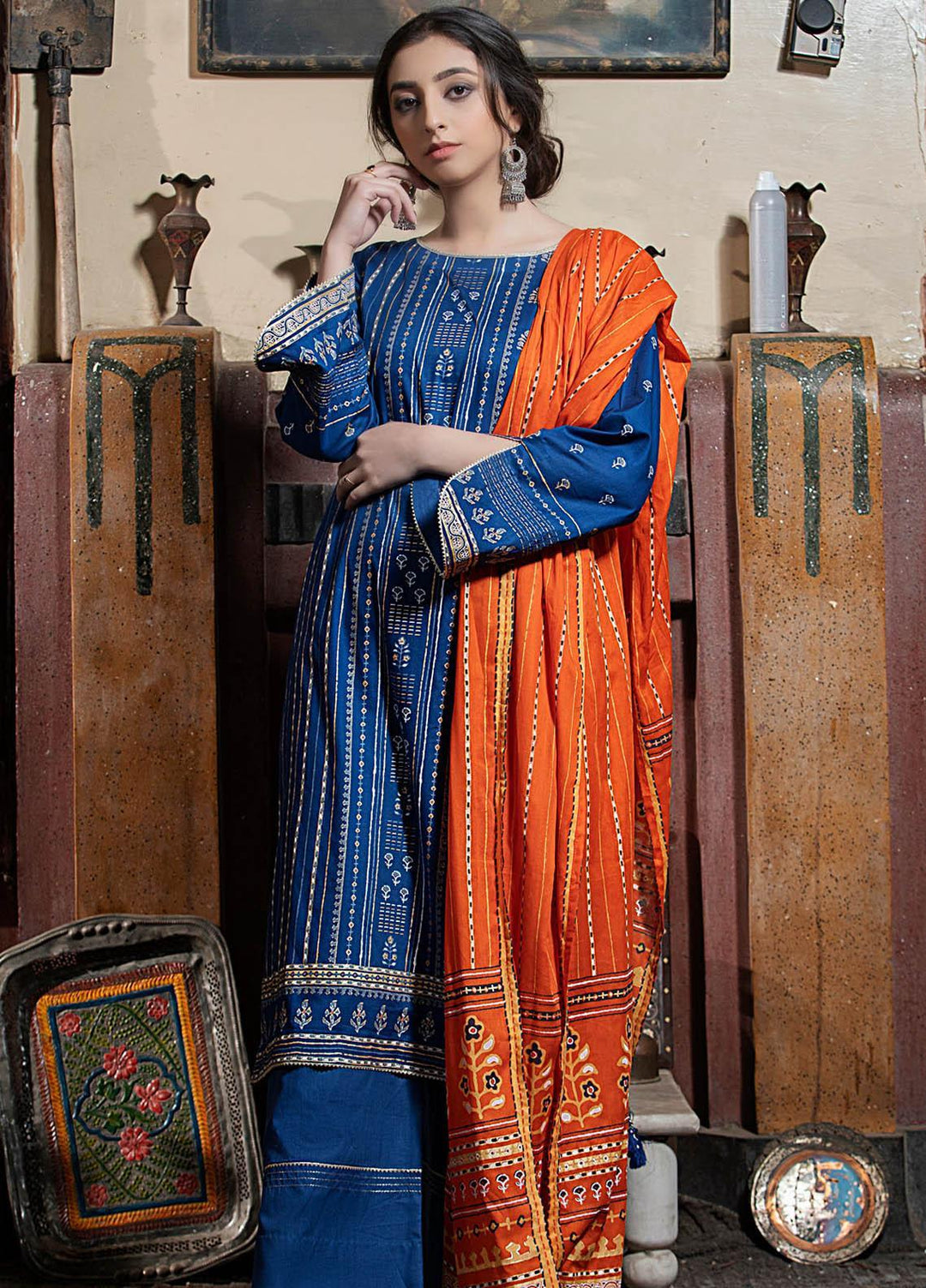 Dareechay By Lakhany Printed Lawn Suits Unstitched 3 Piece LSM21D 3008 - Summer Collection