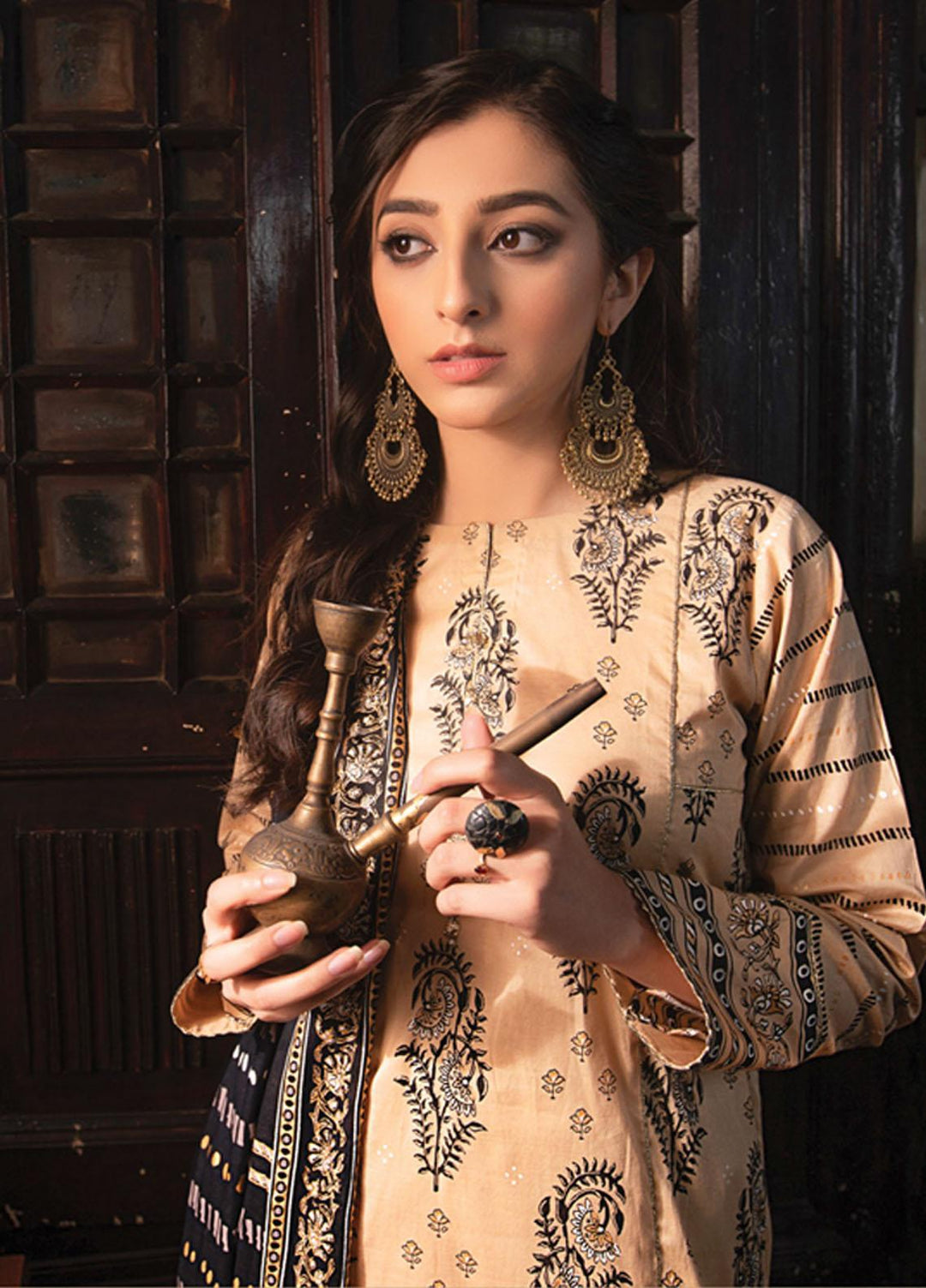 Dareechay By Lakhany Printed Lawn Suits Unstitched 3 Piece LSM21D 3011 - Summer Collection