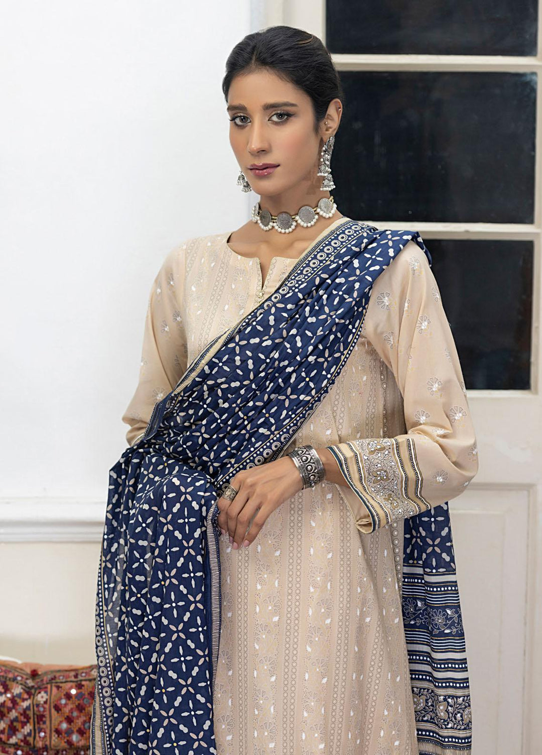 Lakhany Printed Lawn Suits Unstitched 3 Piece LSM23D DPC-SR-0088 - Summer Collection