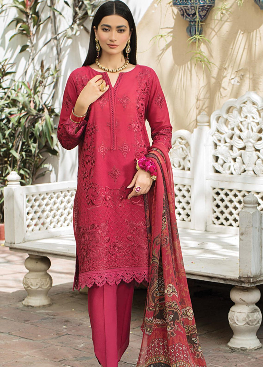 Lakhany Embroidered Jacquard Suit Unstitched 3 Piece LSM22E EDE-7112 - Eid Collection