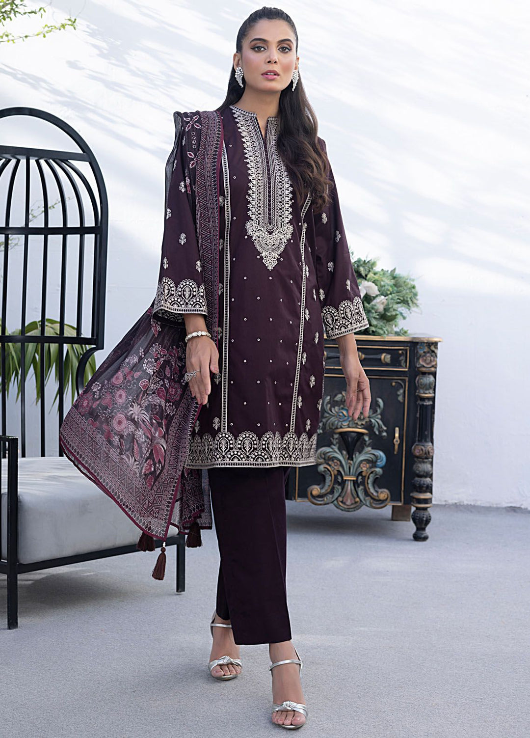 Lakhany Embroidered Lawn Suit Unstitched 3 Piece LSM24S2 LG-RL-0013 - Summer Collection