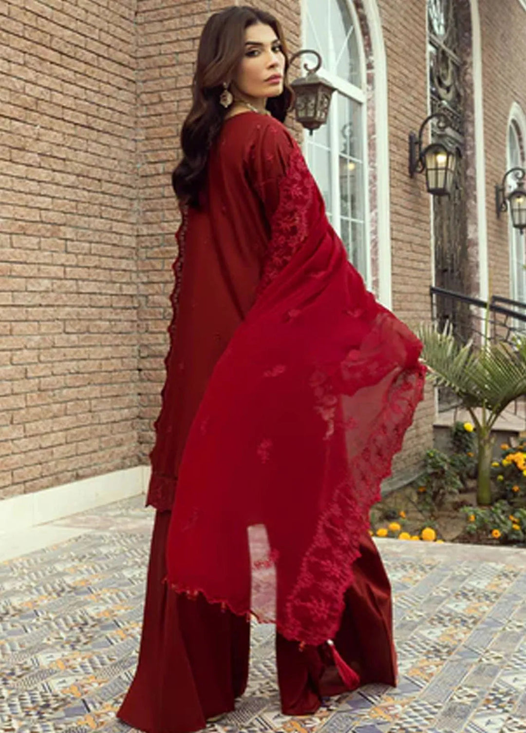 Lakhany Embroidered Lawn Suits Unstitched 3 Piece LSM25EL LG-UB-0122 - Eid Collection