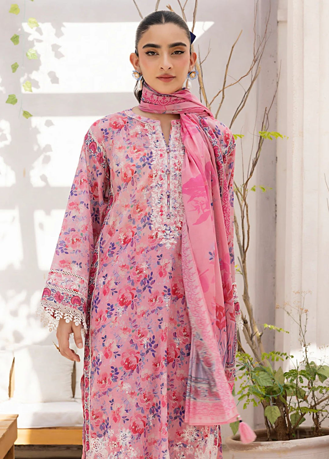 Lakhany Embroidered Lawn Suits Unstitched 3 Piece LSM25ES LG-AR-0158 - Summer Collection
