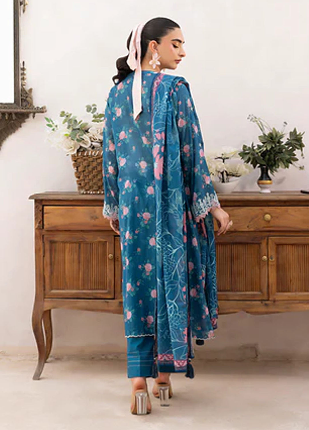 Lakhany Embroidered Lawn Suits Unstitched 3 Piece LSM25ES LG-AR-0160 - Summer Collection