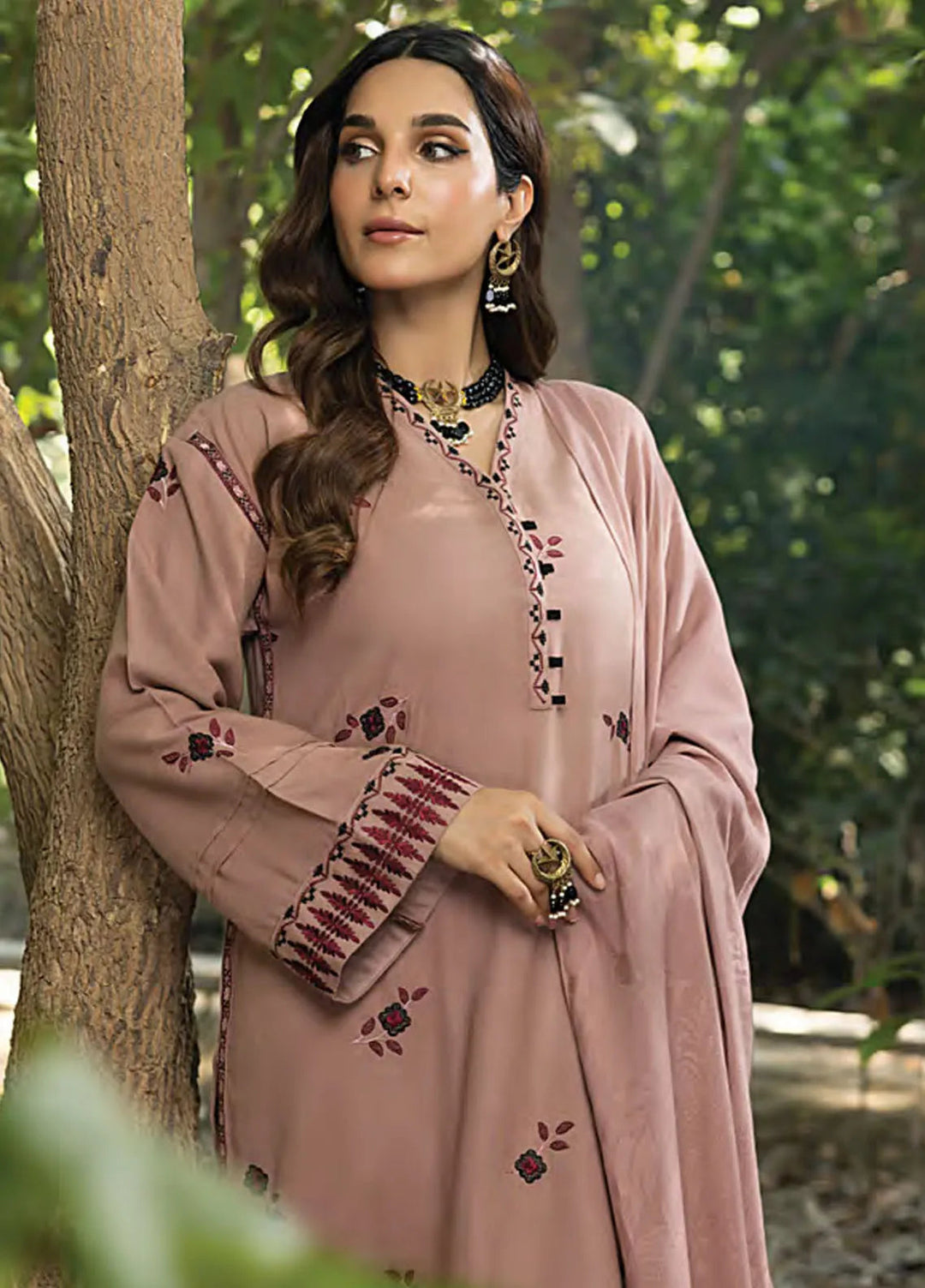 Lakhany Embroidered Slub Peach Suit Unstitched 3 Piece LSM24WS LG-IZ-0235 - Winter Collection