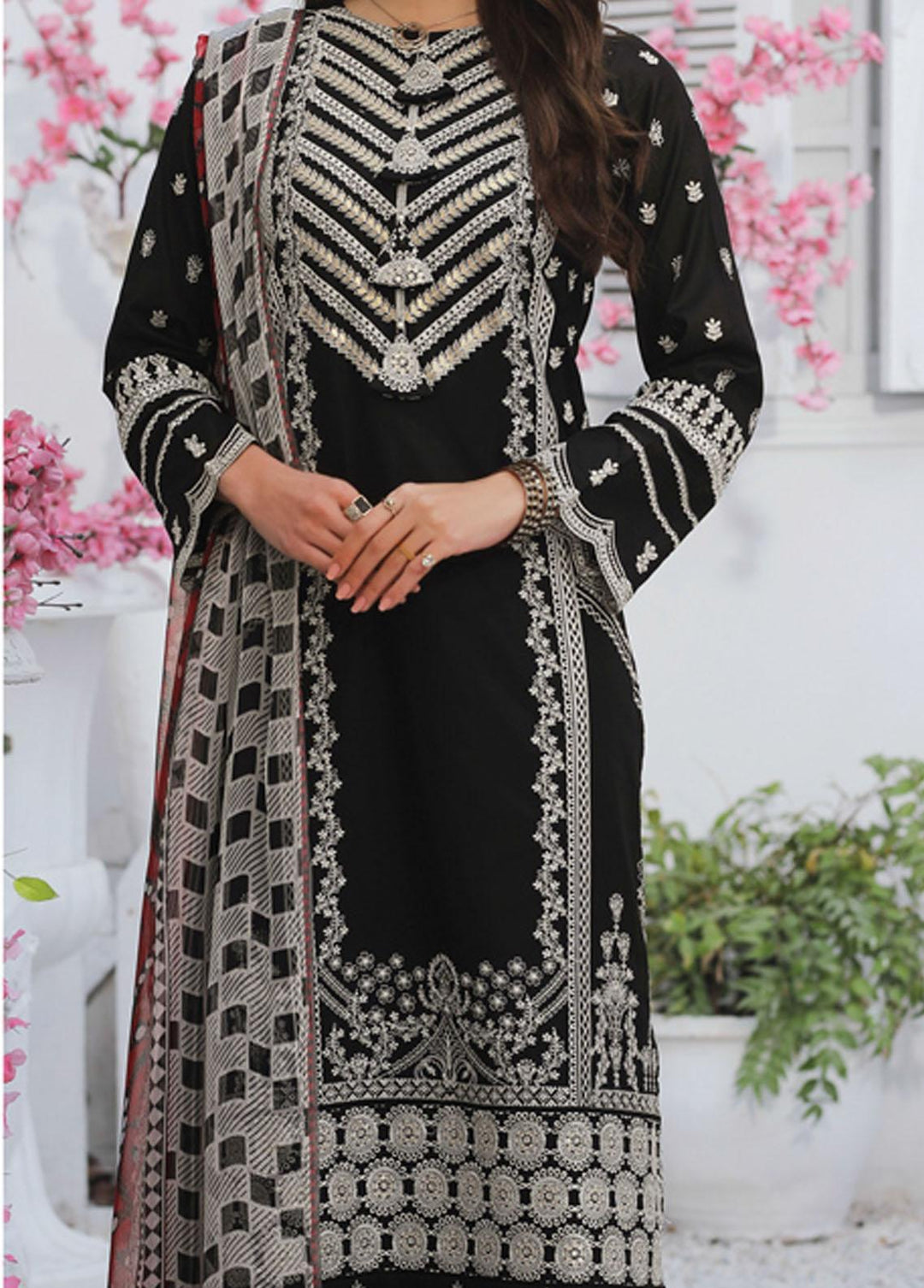 Lakhany Embroidered Lawn Suits Unstitched 3 Piece LSM22S EC-2223 - Spring / Summer Collection