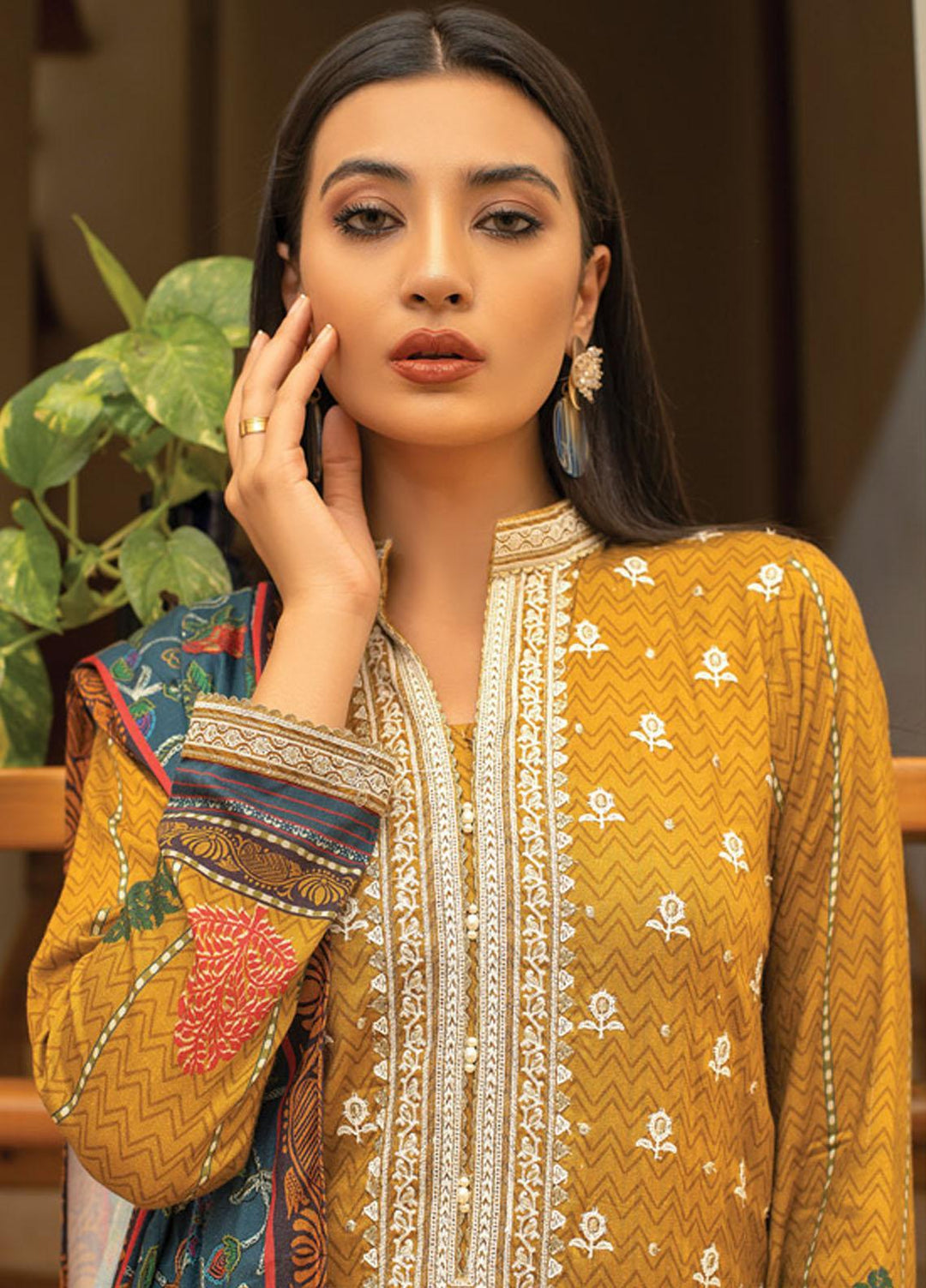 Lakhany Embroidered Linen Suits Unstitched 3 Piece LSM21W WLC-5032 - Winter Collection